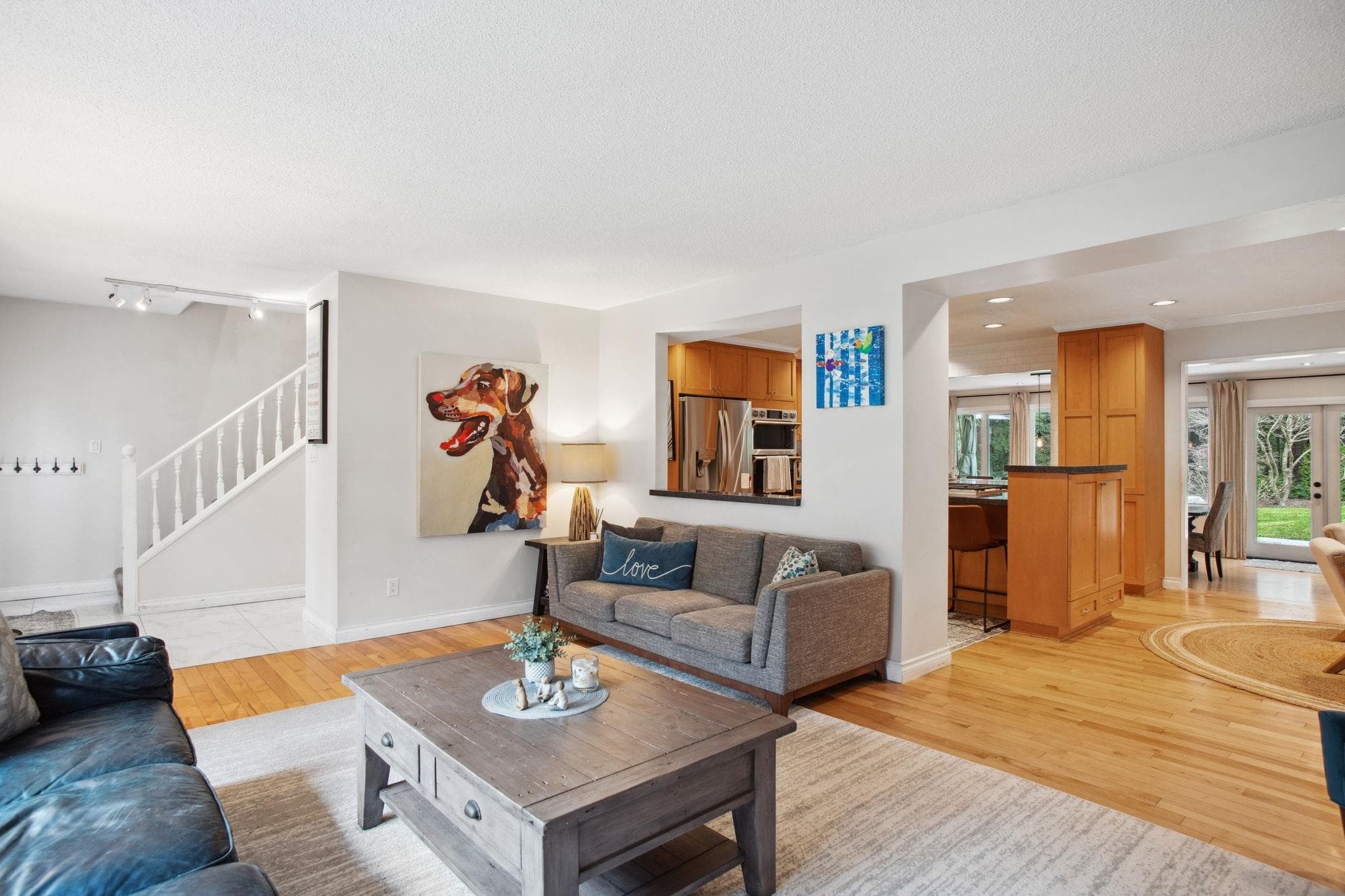 2569 Hyannis Point, North Vancouver, V7H 1R9 — photo 3