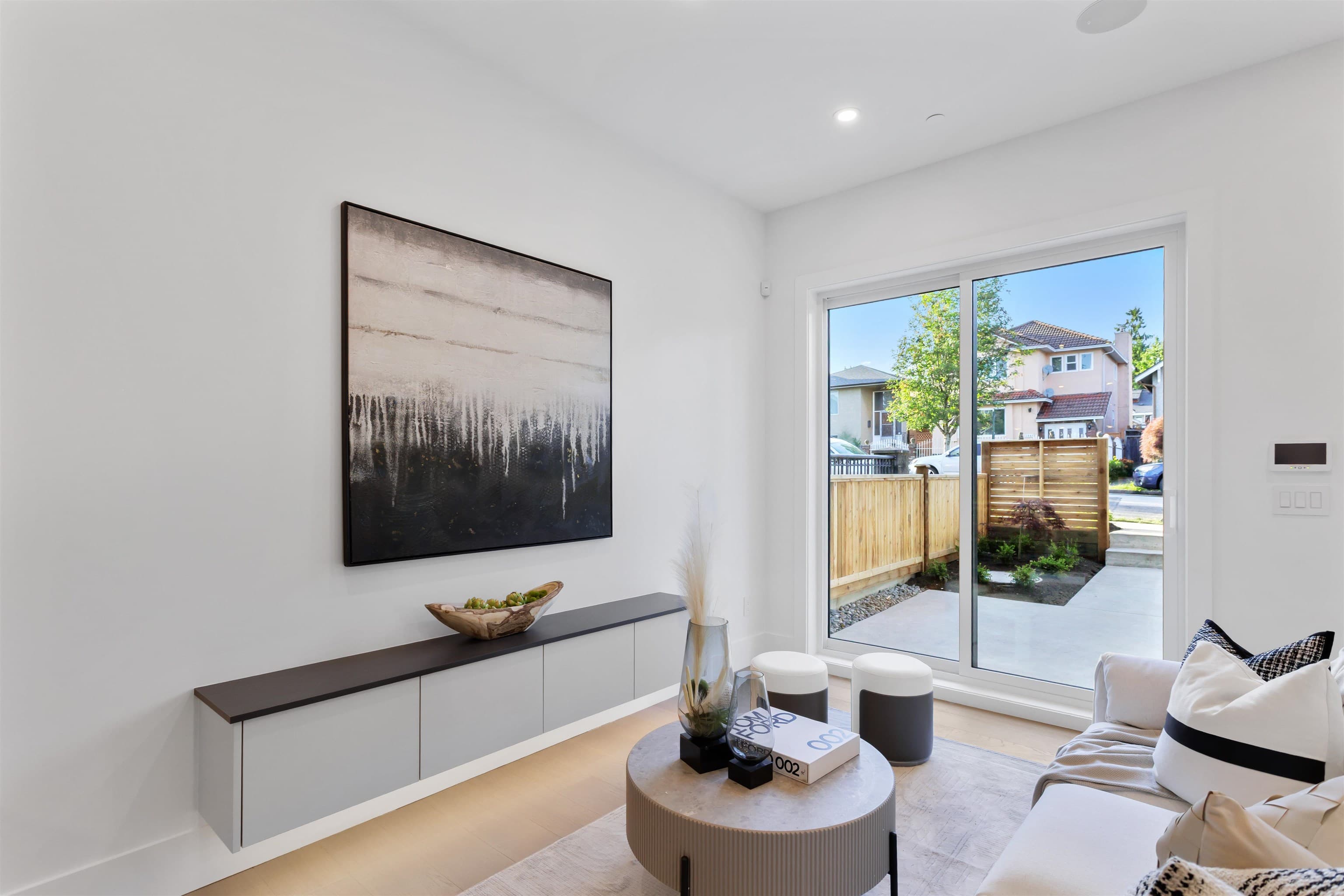 1 - 2864 E Georgia Street, Vancouver, V5K 2K4 — photo 4