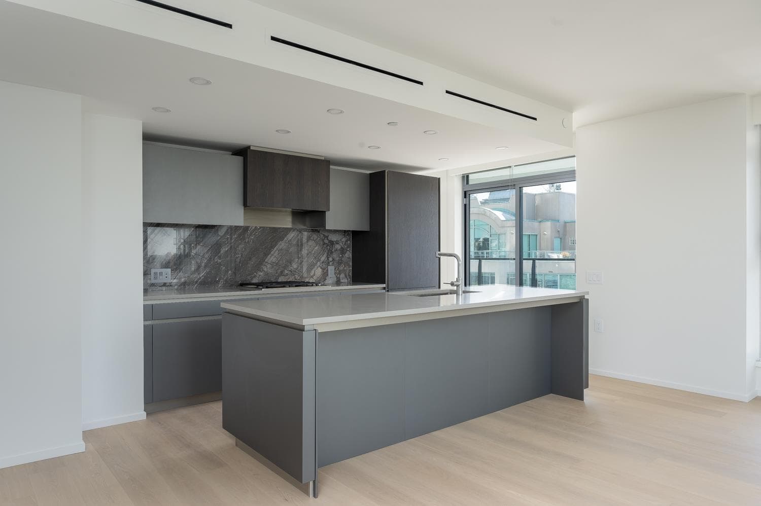 1902 - 889 Pacific Street, Vancouver, V6Z 1C3 — photo 2