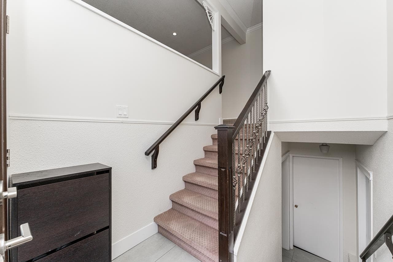 11769 83 Avenue, Delta, V4C 2H3 — photo 5