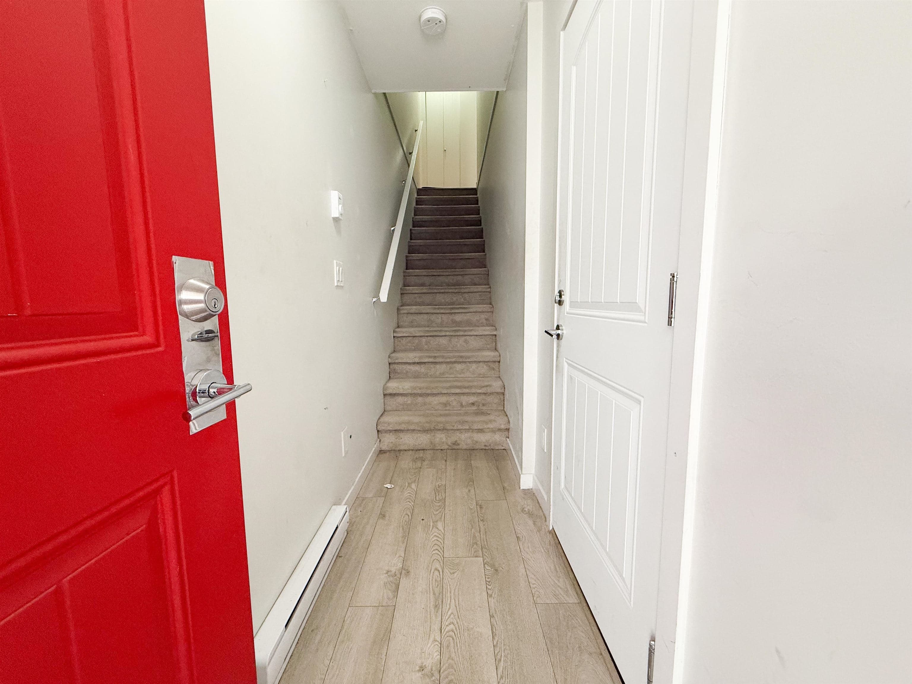 37 - 14555 68 Avenue, Surrey, V3S 2A8 — photo 2