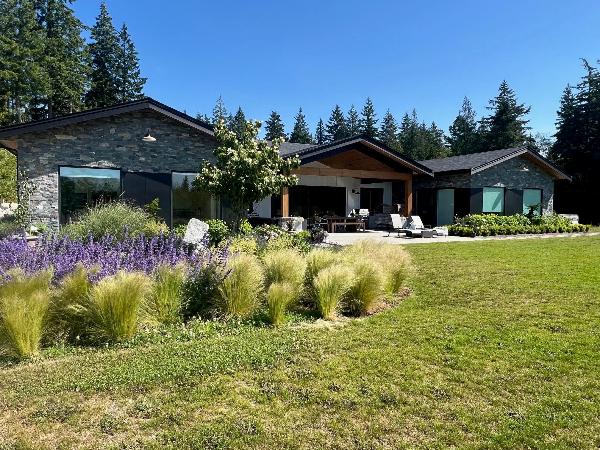6724 Acorn Road, Sechelt — sold