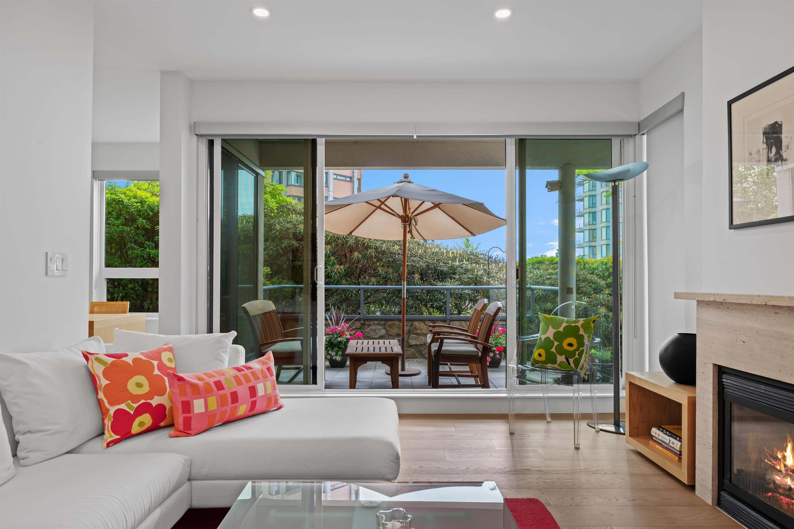 105 - 2242 Marine Drive, West Vancouver