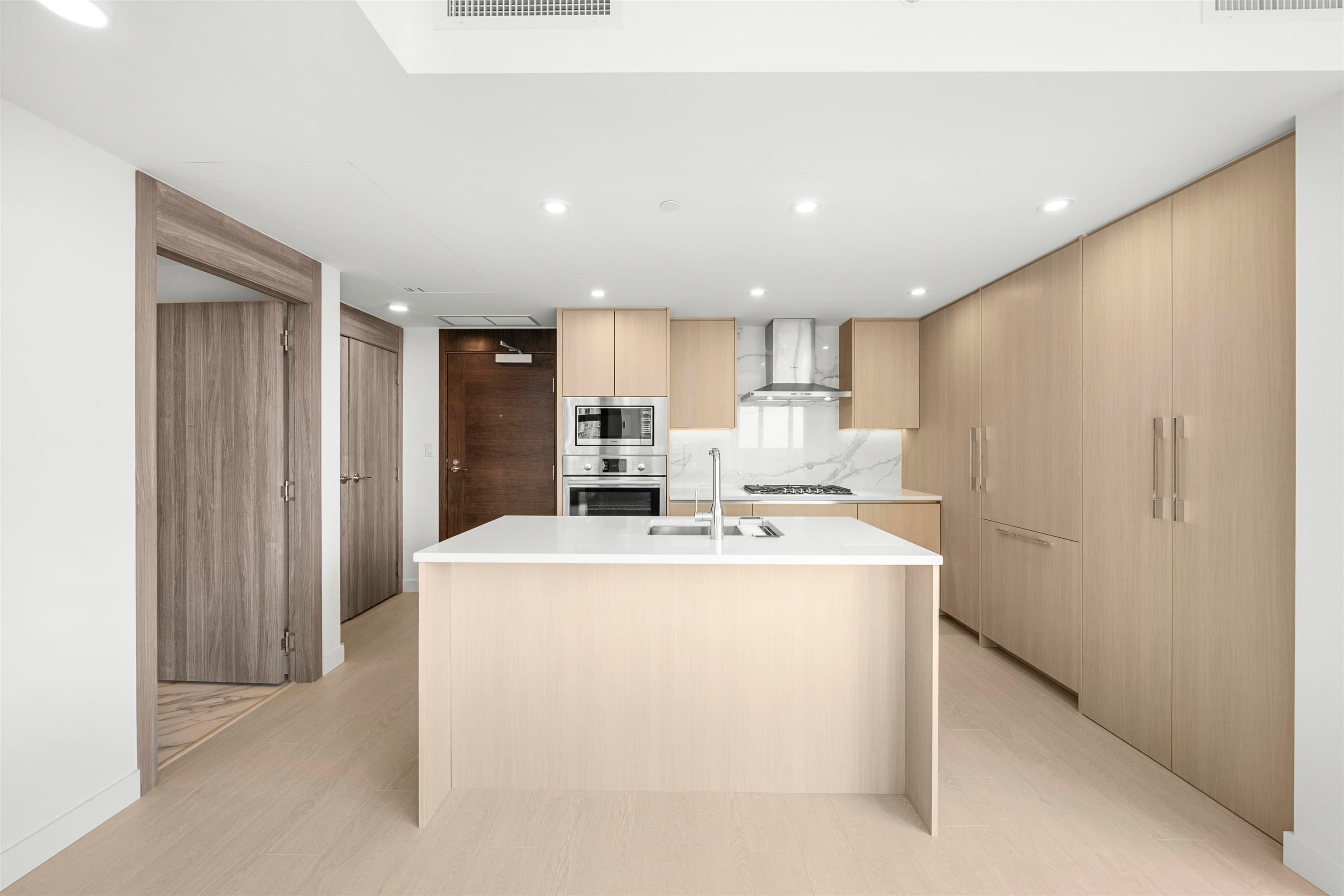 2208 - 13768 100th Avenue, Surrey, V3T 0V2 — photo 5