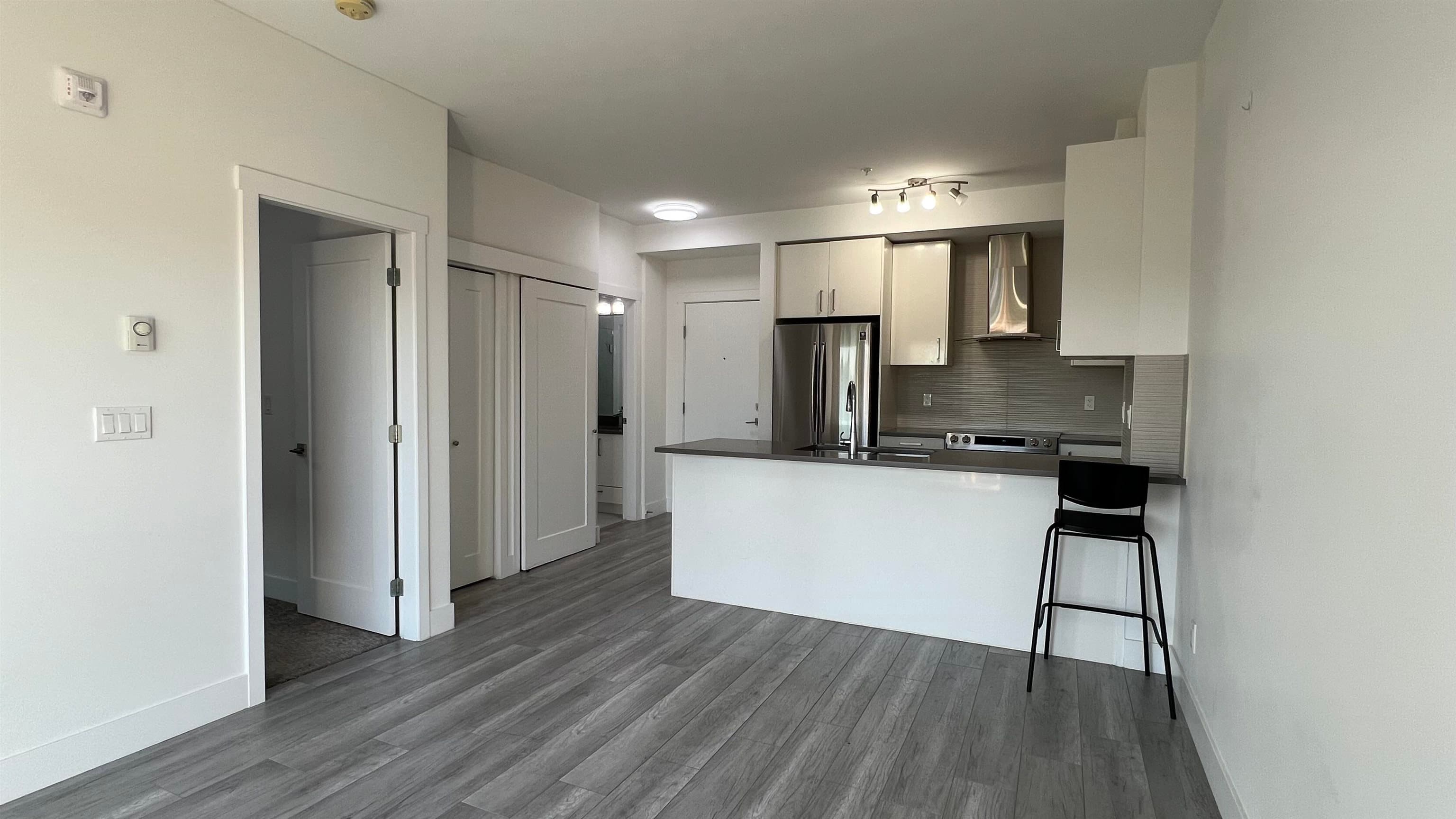 506 - 9689 140 Street, Surrey, V3T 0P3 — photo 3