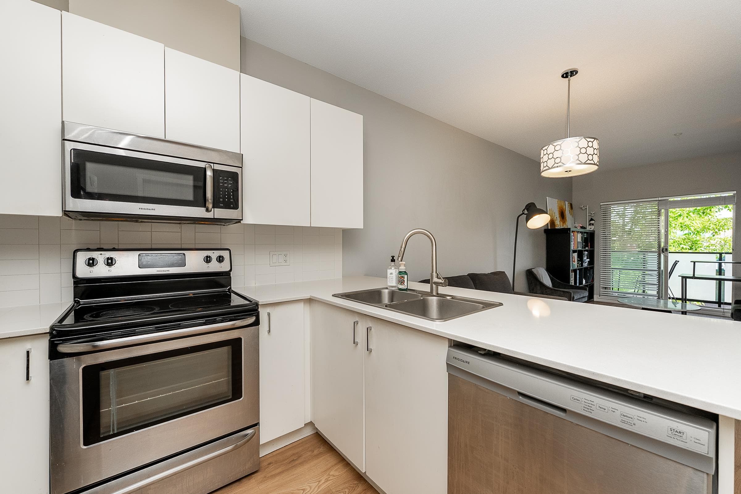205 - 20460 Douglas Crescent, Langley, V3A 0C6 — photo 4