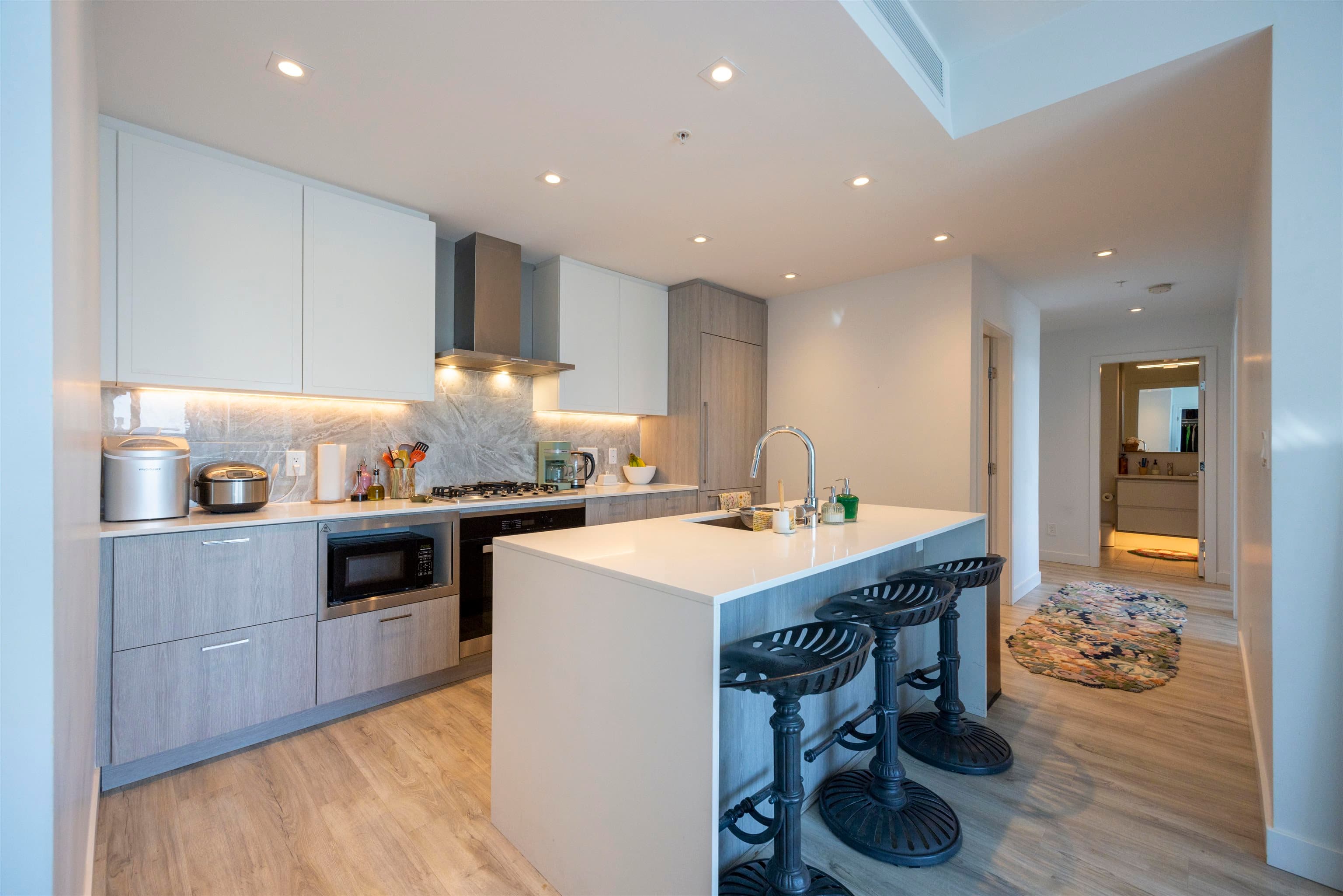 1204 - 2288 Alpha Avenue, Burnaby, V5C 0L9 — photo 3