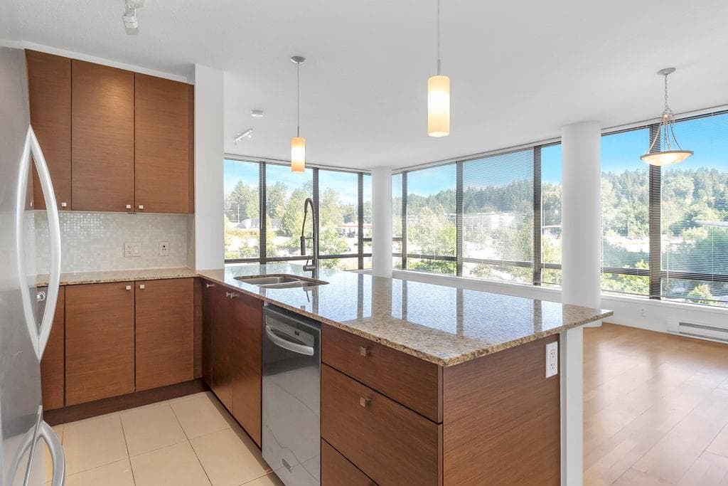 402 - 400 Capilano Road, Port Moody, V3H 2V4 — photo 5