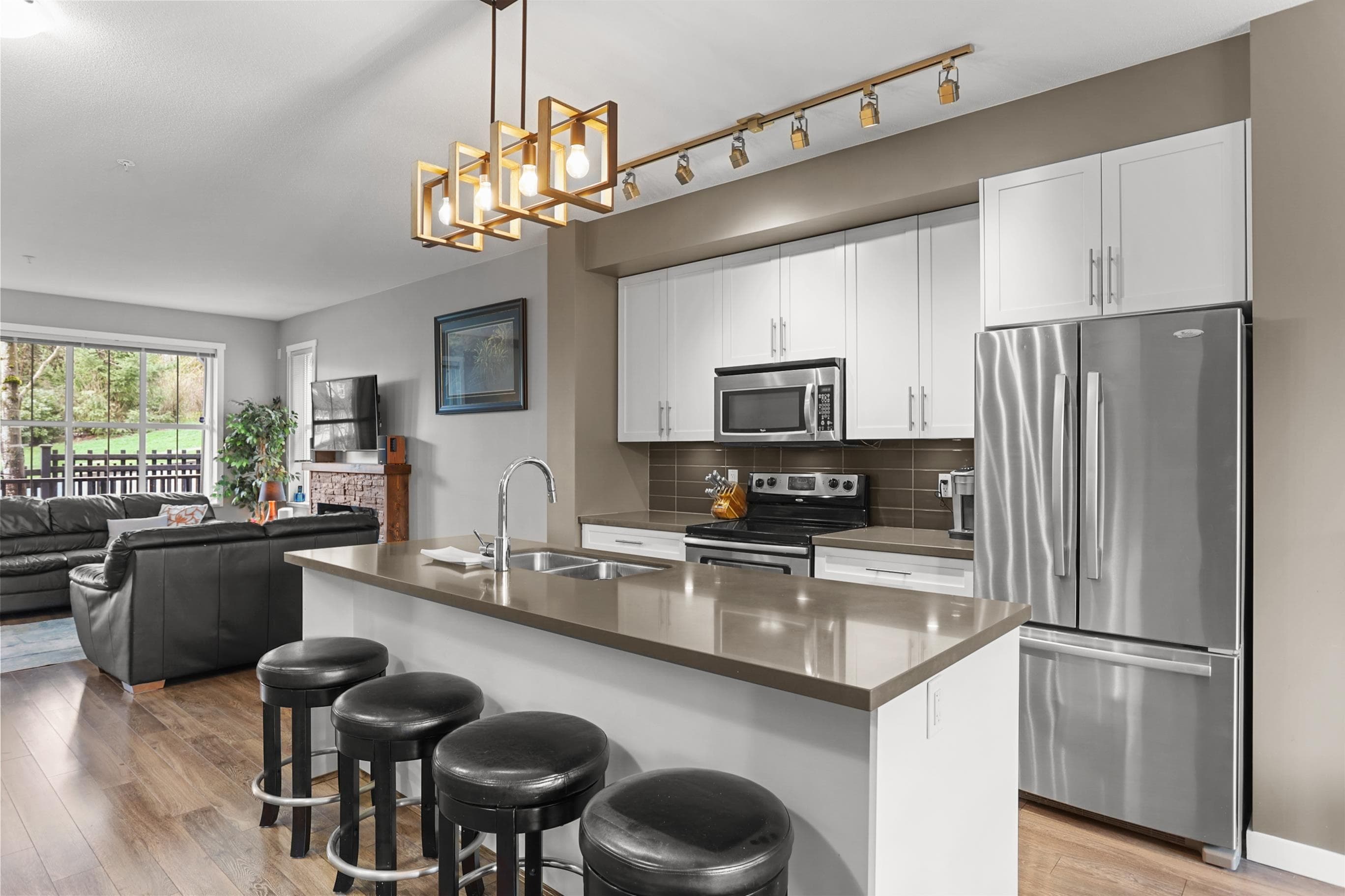 4 - 11176 Gilker Hill Road, Maple Ridge, V2W 0G5 — photo 3