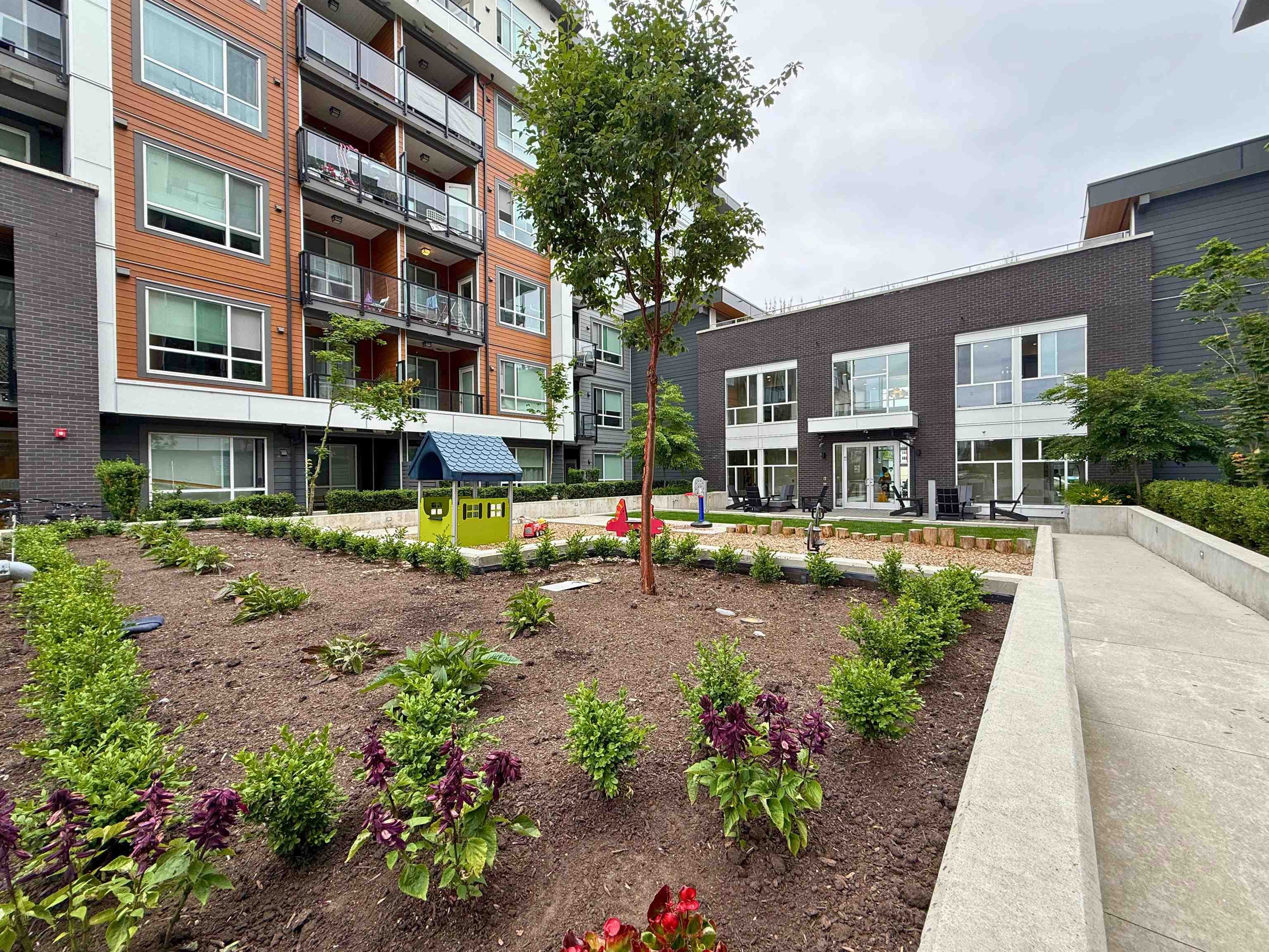 B124 - 20834 80 Avenue, Langley, V2Y 3M6 — photo 3