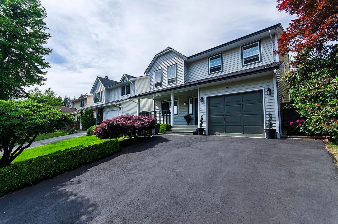 3370 Garibaldi Drive, North Vancouver, V7H 2S4 — photo 3