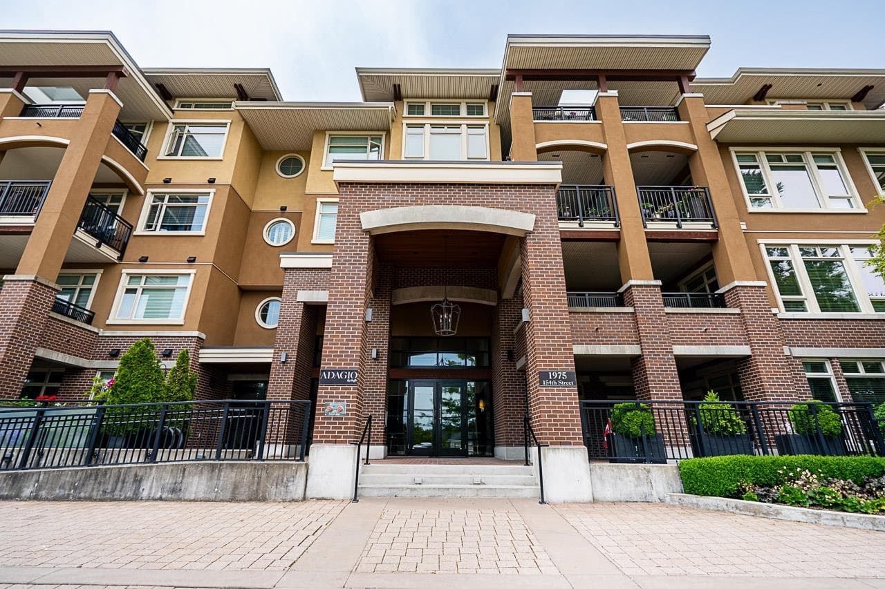 309 - 1975 154 Street, Surrey, V4A 4S2 — photo 1