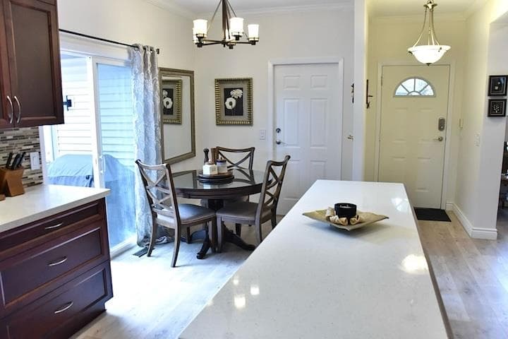 122 Blackberry Drive, Anmore, V3H 5B4 — photo 5
