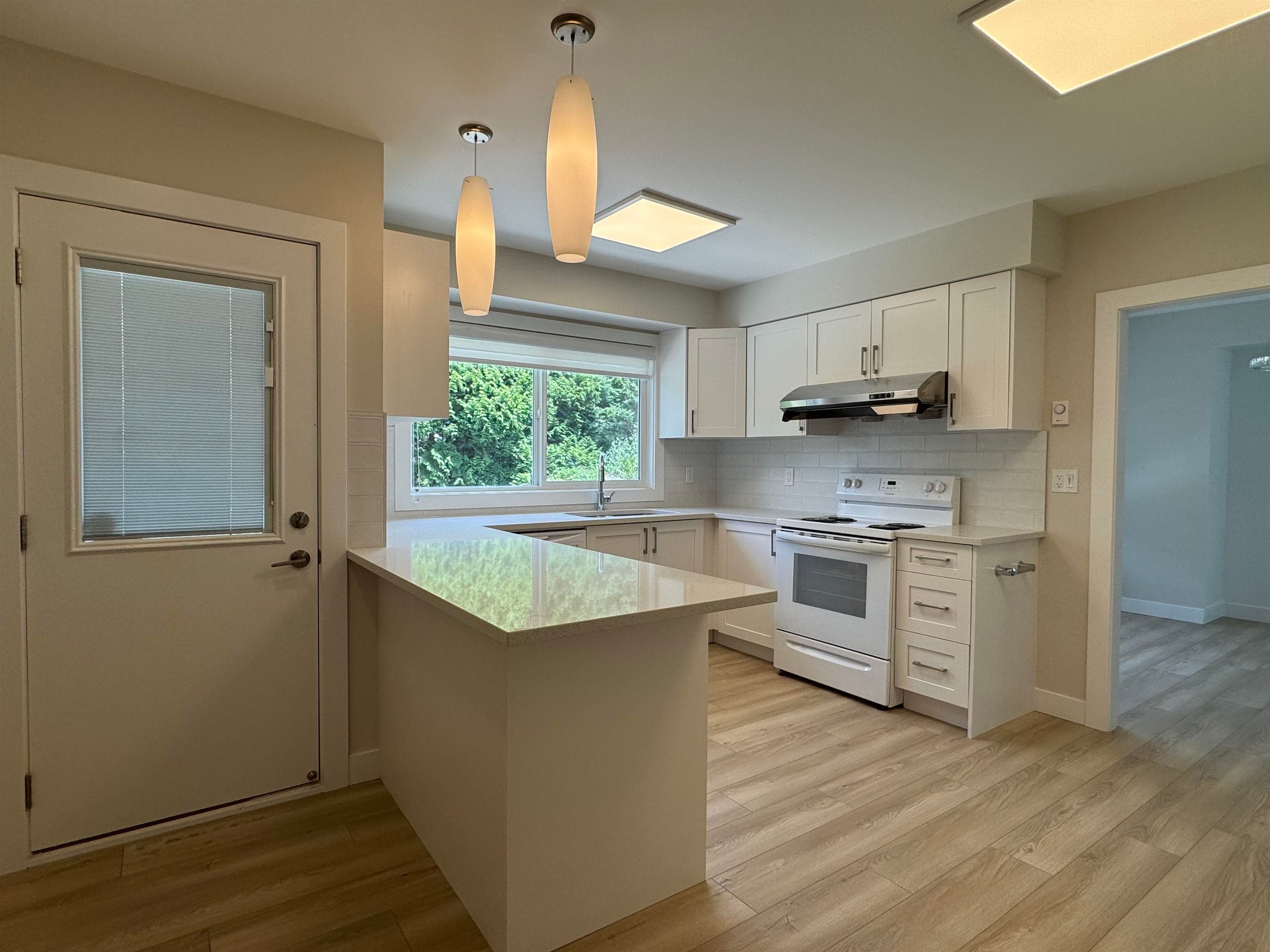 7231 Steveston Highway, Richmond, V7A 1L9 — photo 1