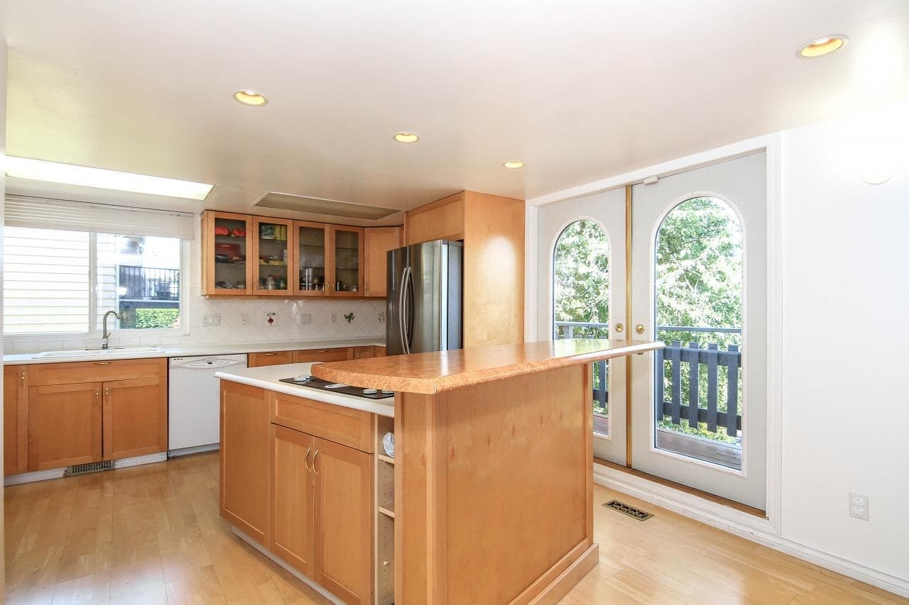1525 Elinor Crescent, Port Coquitlam, V3C 2Y3 — photo 5