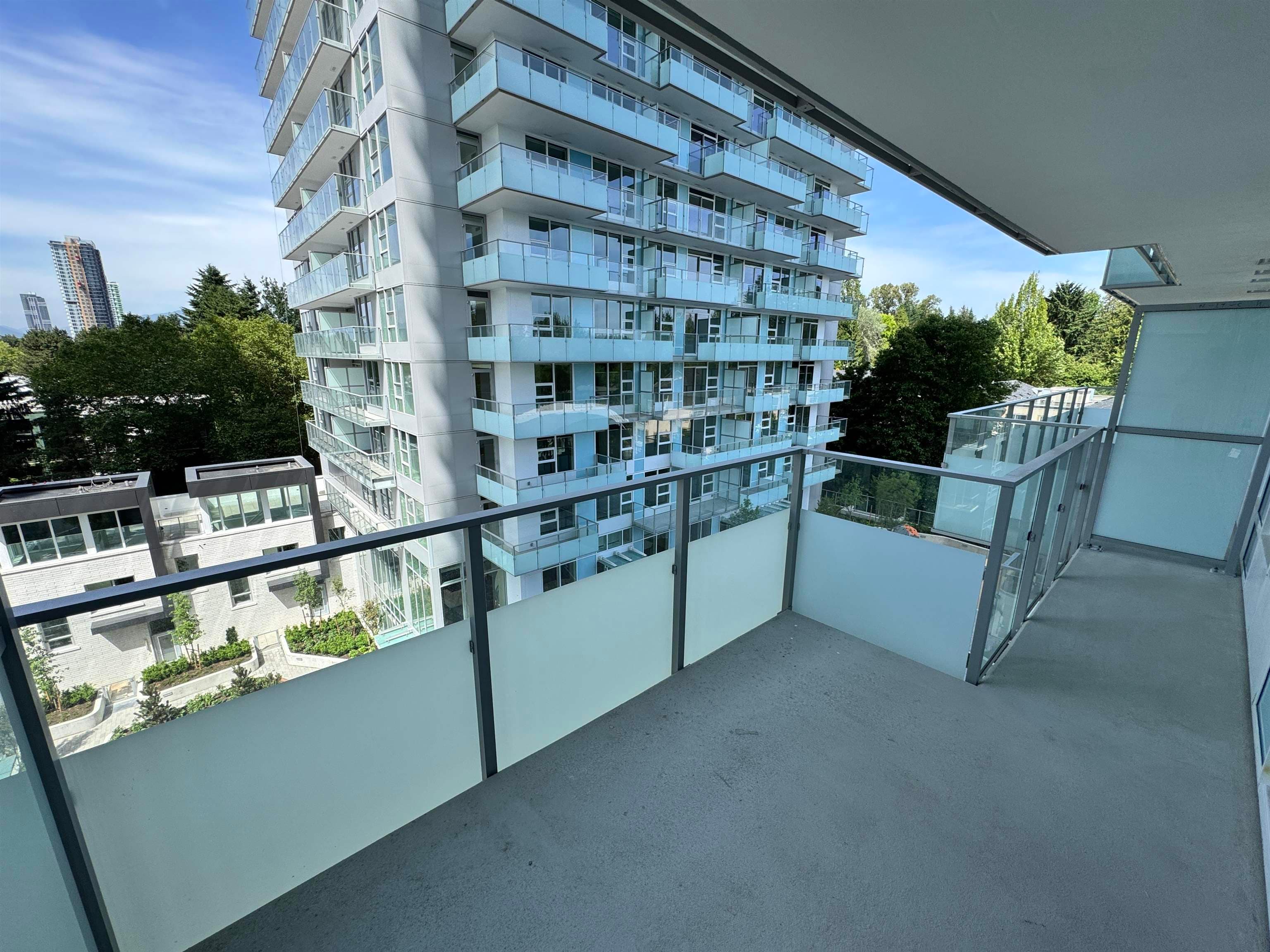 701 - 13768 100 Avenue, Surrey, V3T 0V2 — photo 4