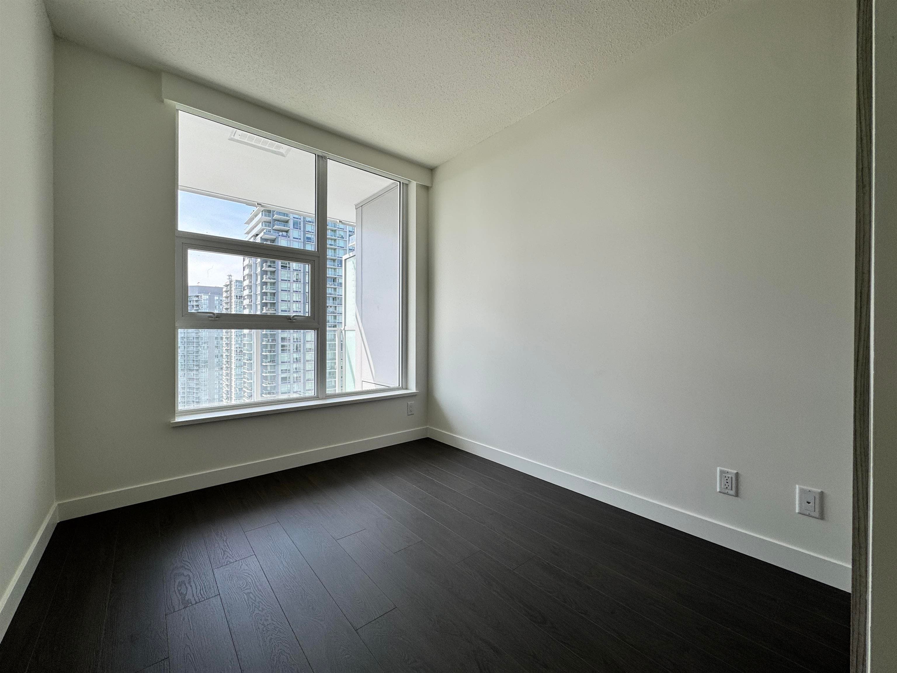 2708 - 13768 100 Avenue, Surrey, V3T 0V2 — photo 2