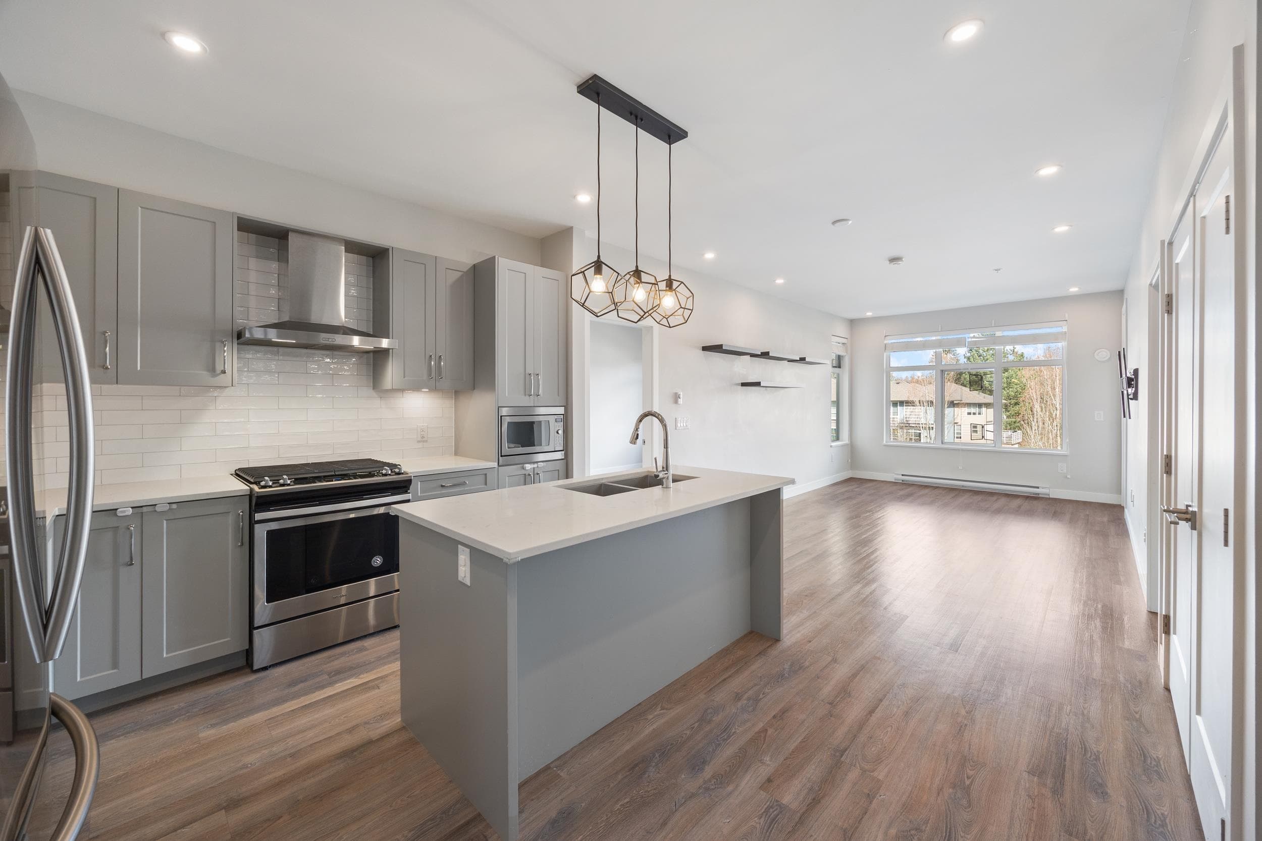 412 - 15436 31 Avenue, Surrey, V3Z 1H3 — photo 4