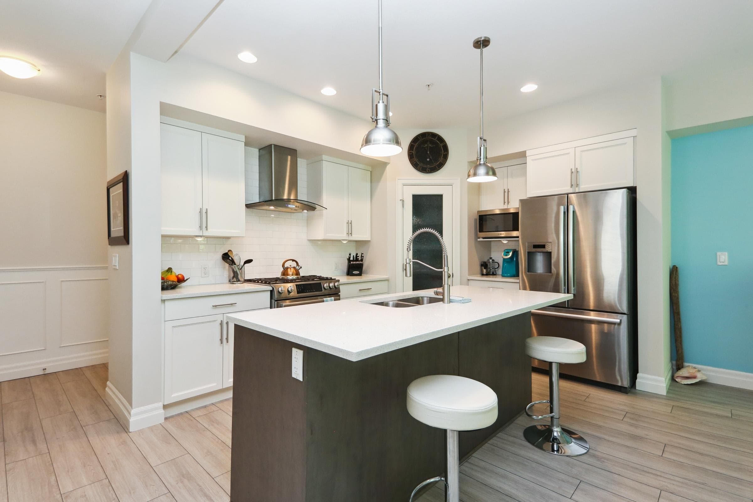 B - 46981 Russell Road, Chilliwack, V2R 4V7 — photo 5