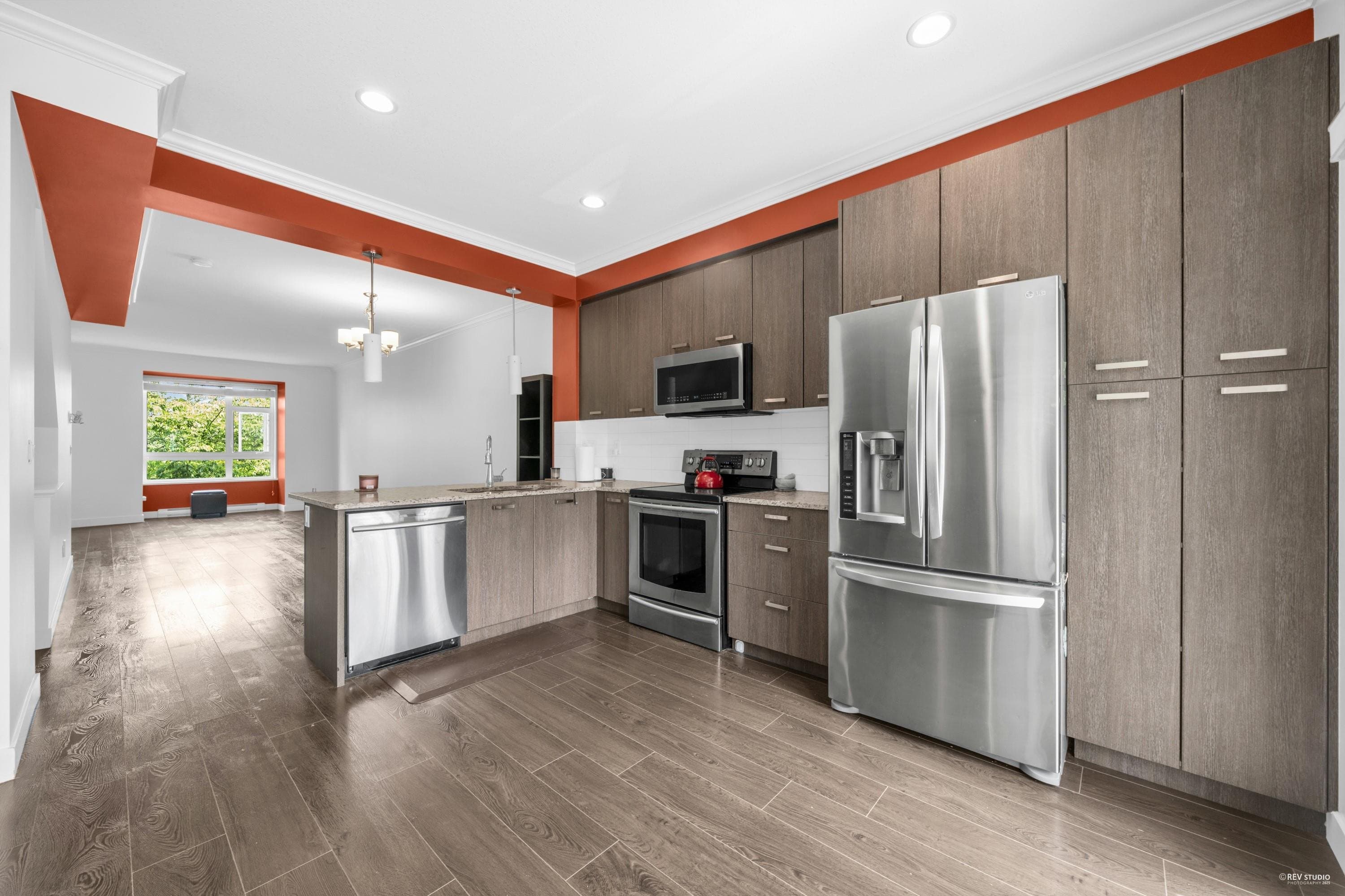 106 - 5888 144 Street, Surrey, V3X 0G8 — photo 5
