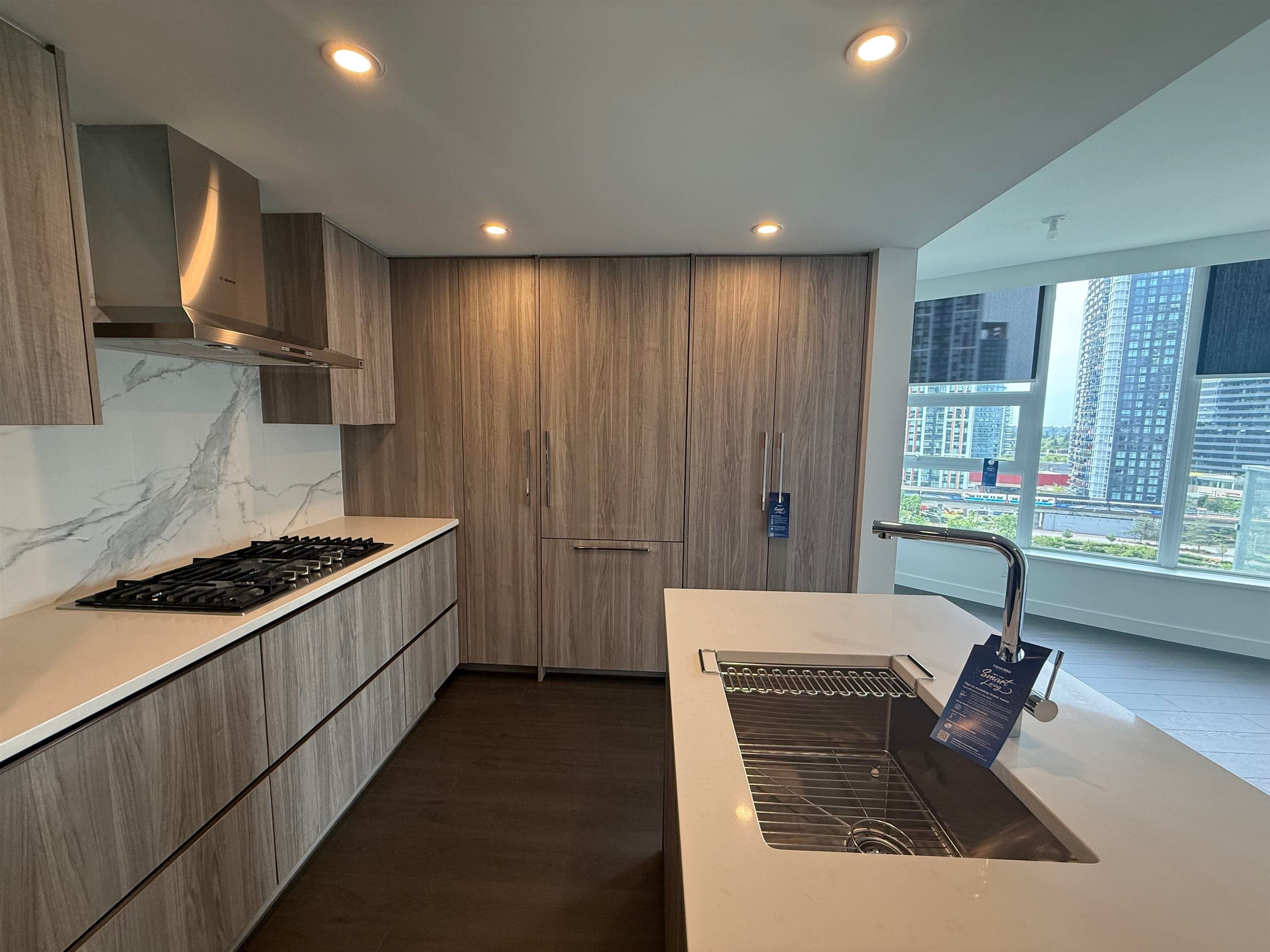 1308 - 13768 100 Avenue, Surrey, V3T 0V2 — photo 4
