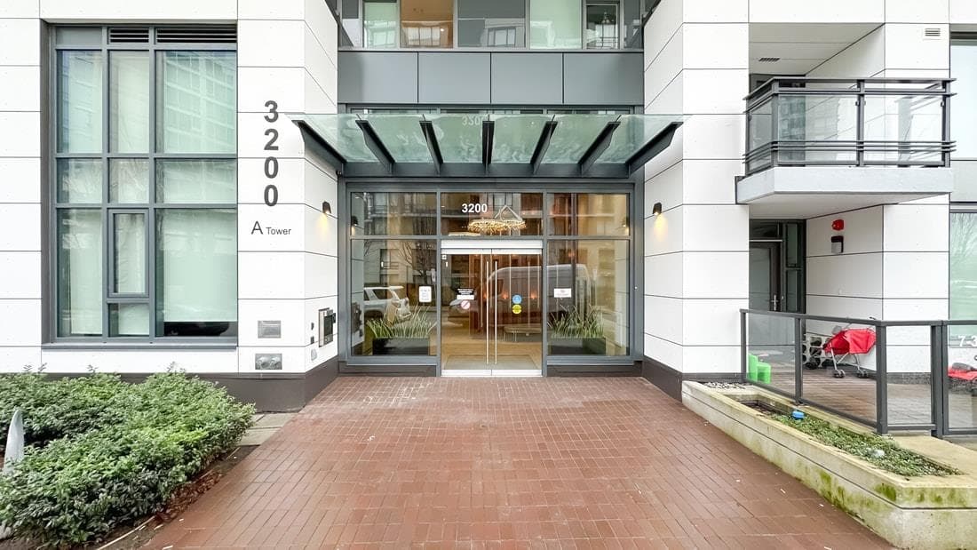 1702 - 3200 Corvette Way, Richmond, V6X 0T8 — photo 2
