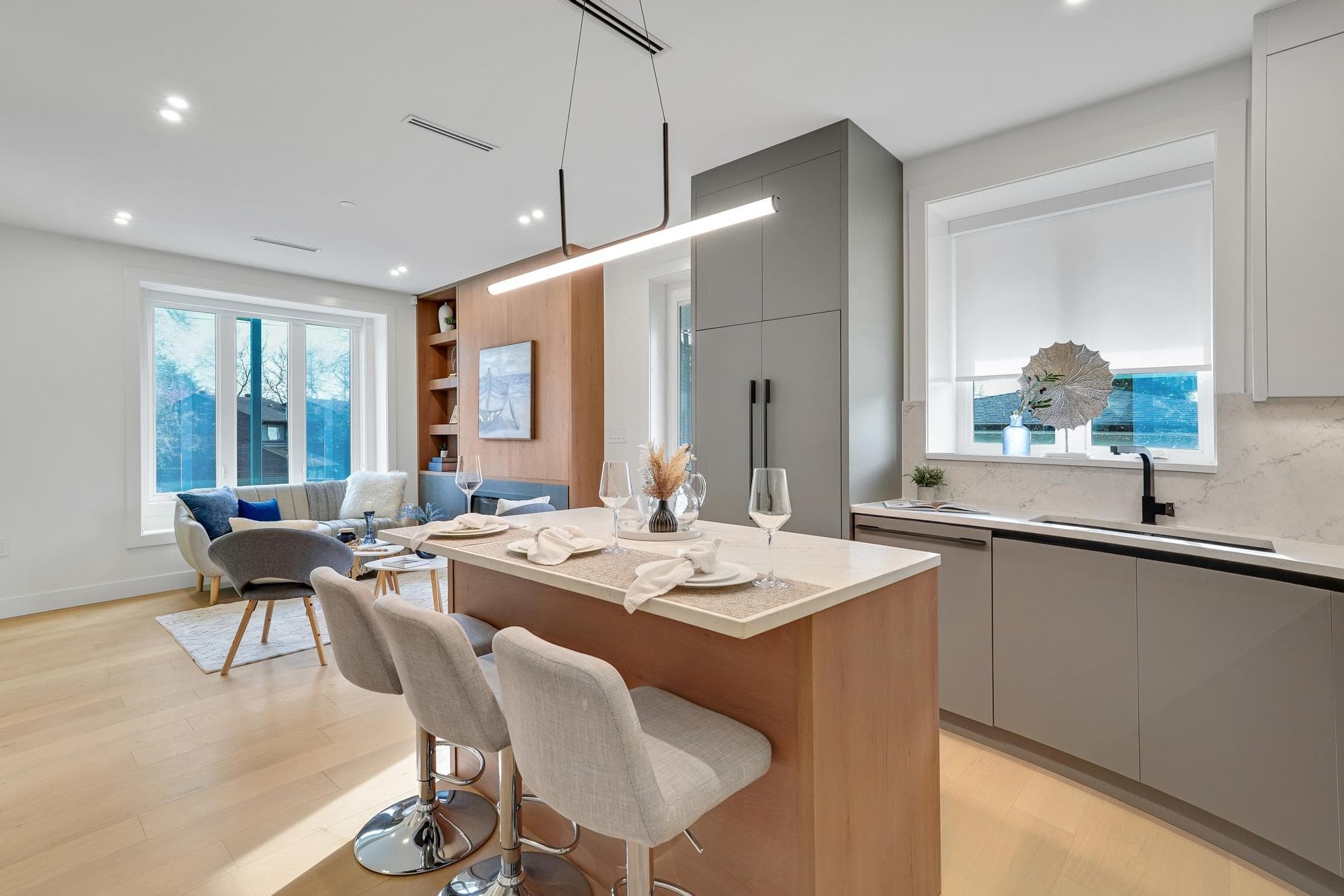 3483 Adanac Street, Vancouver, V5K 4P4 — photo 3