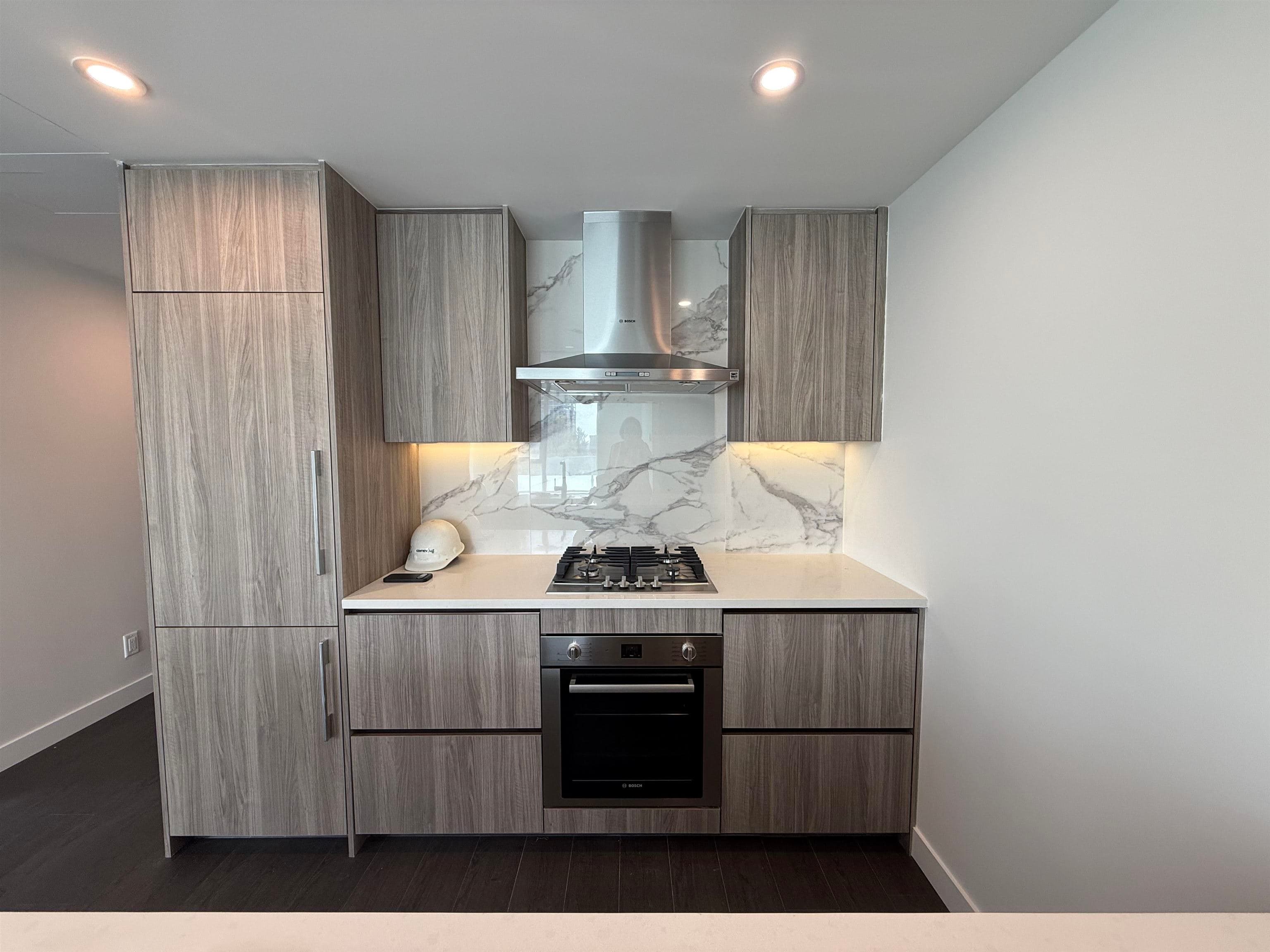 807 - 13768 100 Avenue, Surrey, V3T 0V2 — photo 4