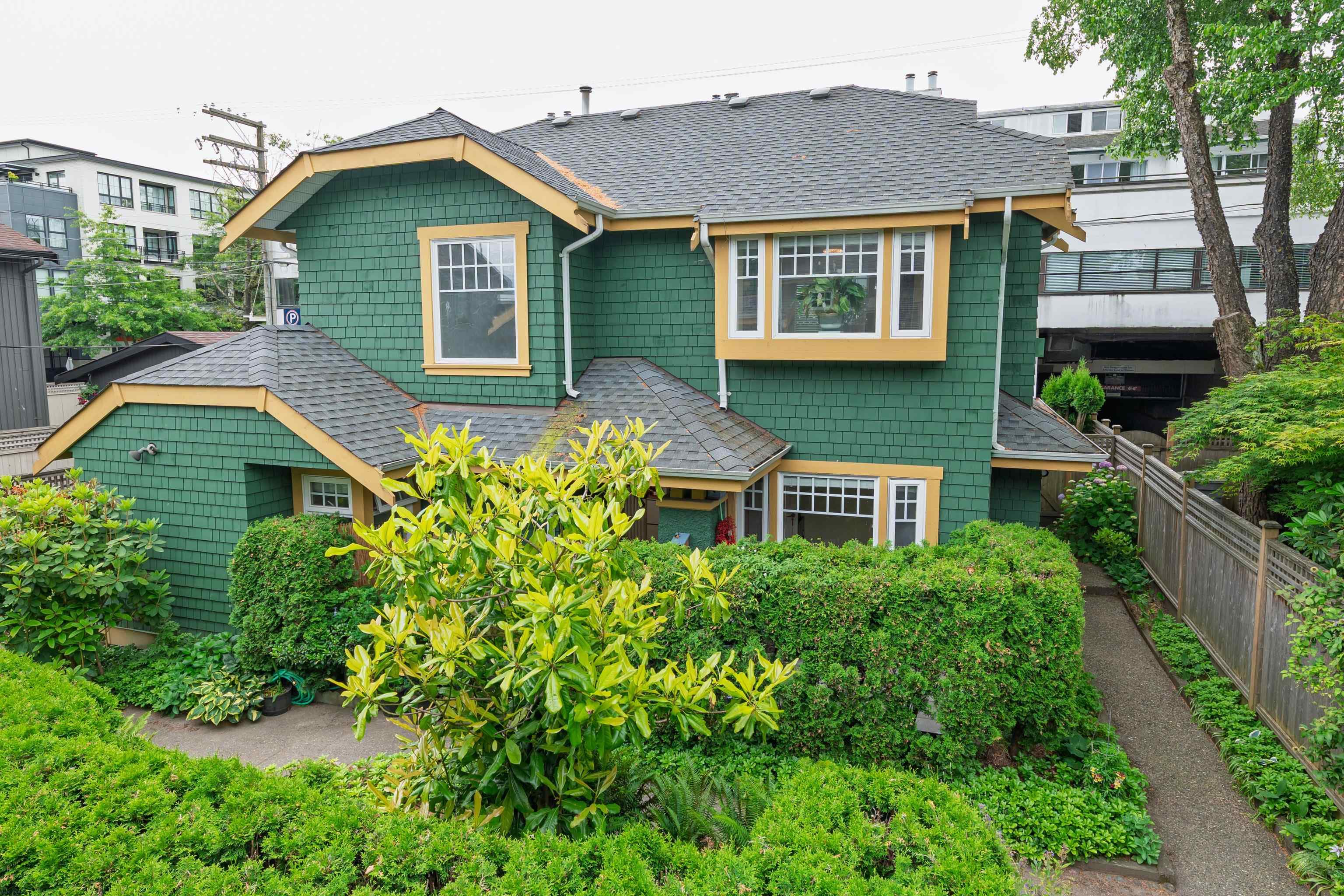 2952 W 8th Avenue, Vancouver