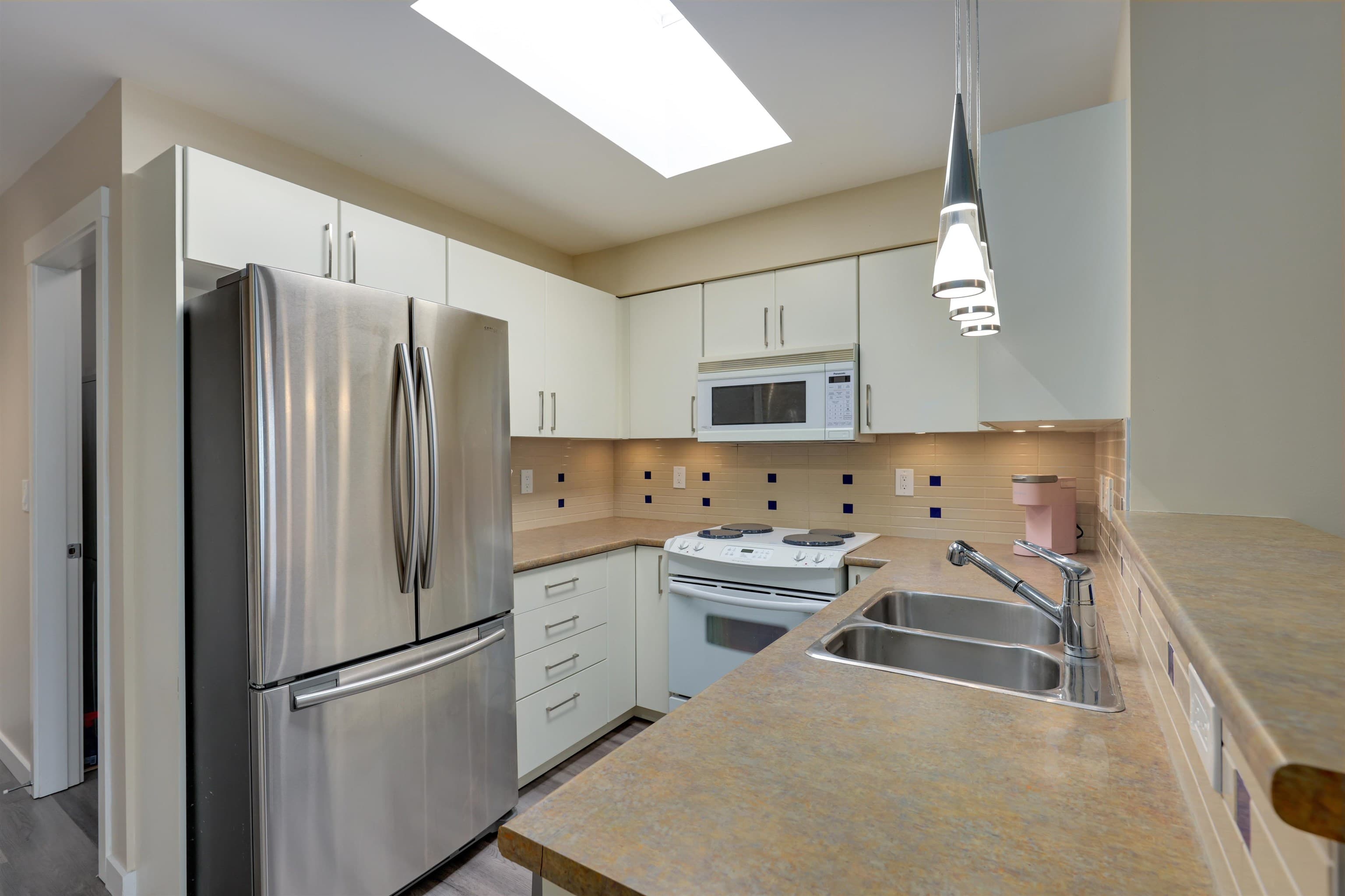PH3 - 6172 Fraser Street, Vancouver, V5W 3A1 — photo 3