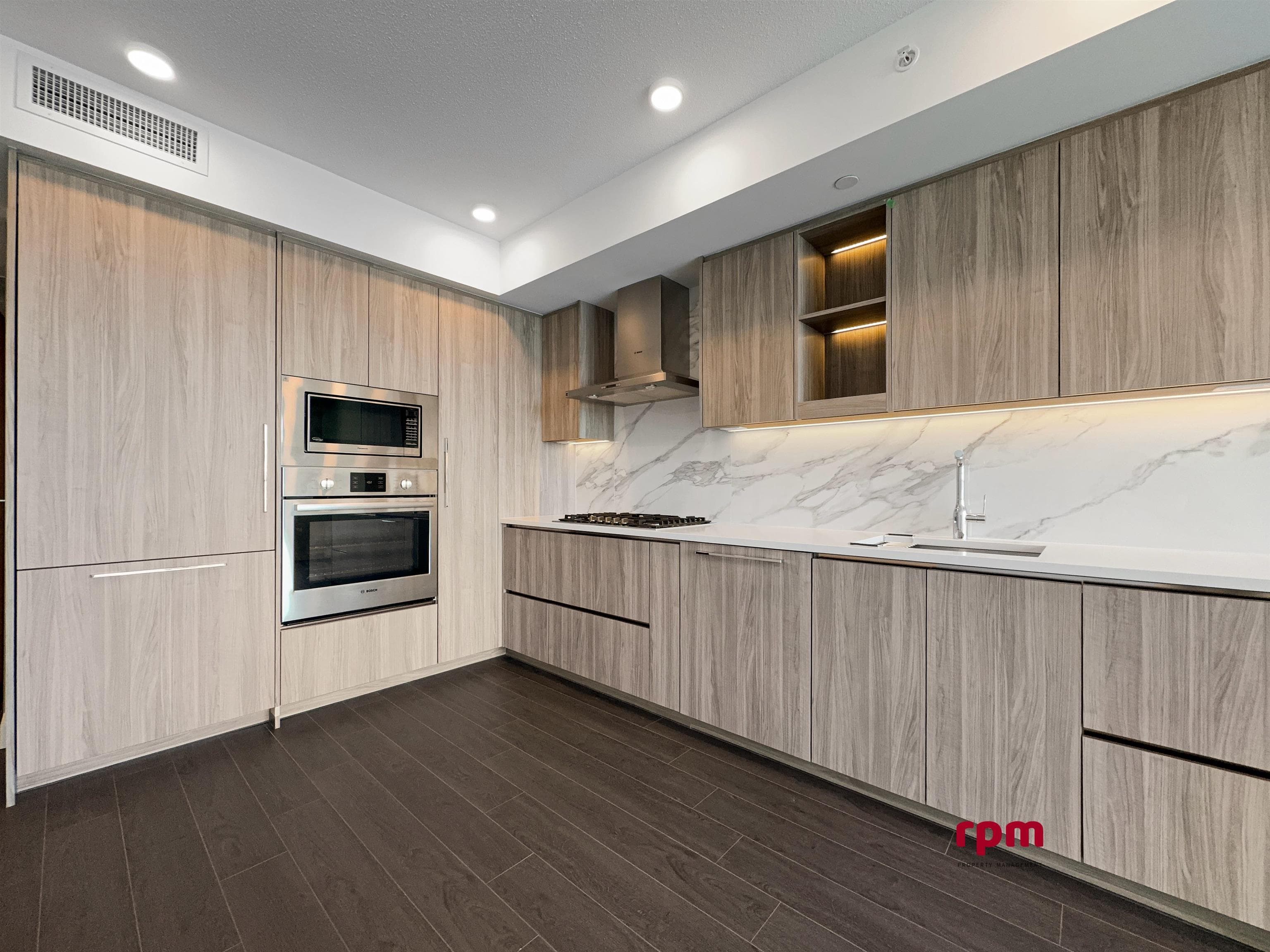 3209 - 13768 100 Avenue, Surrey, V3T 0V2 — photo 3