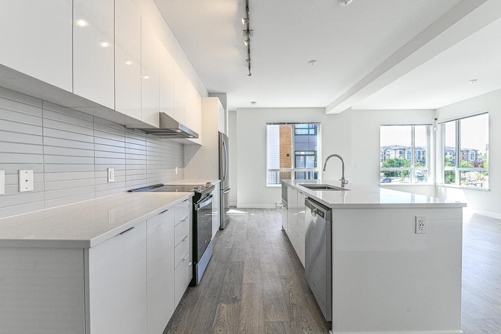 11 - 15151 Edmund Drive, Surrey, V3S 0B2 — photo 3