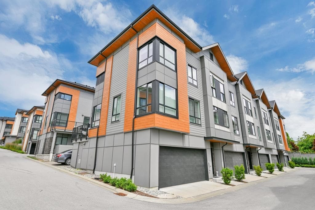 11 - 15151 Edmund Drive, Surrey, V3S 0B2 — photo 1