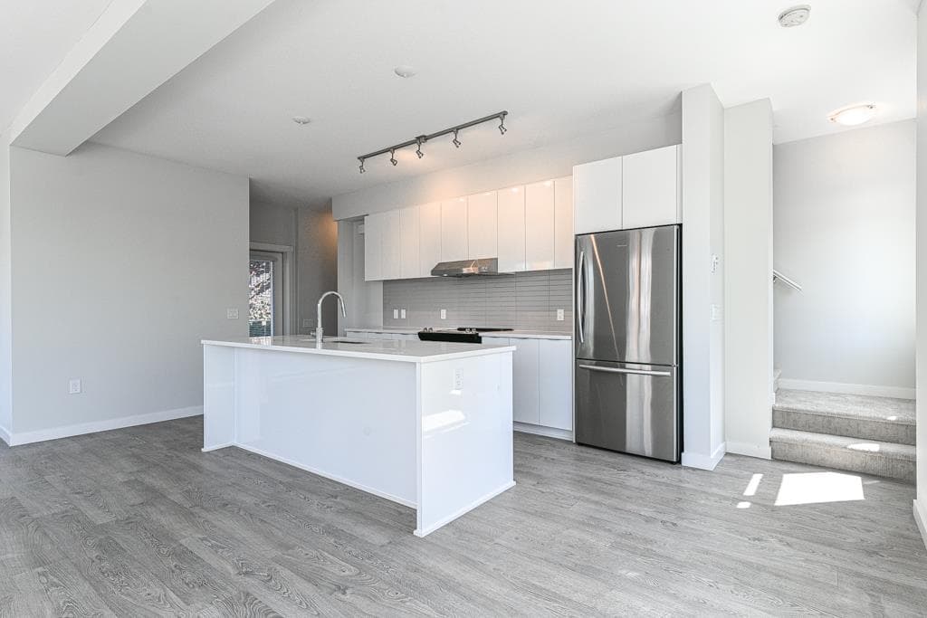 11 - 15151 Edmund Drive, Surrey, V3S 0B2 — photo 5