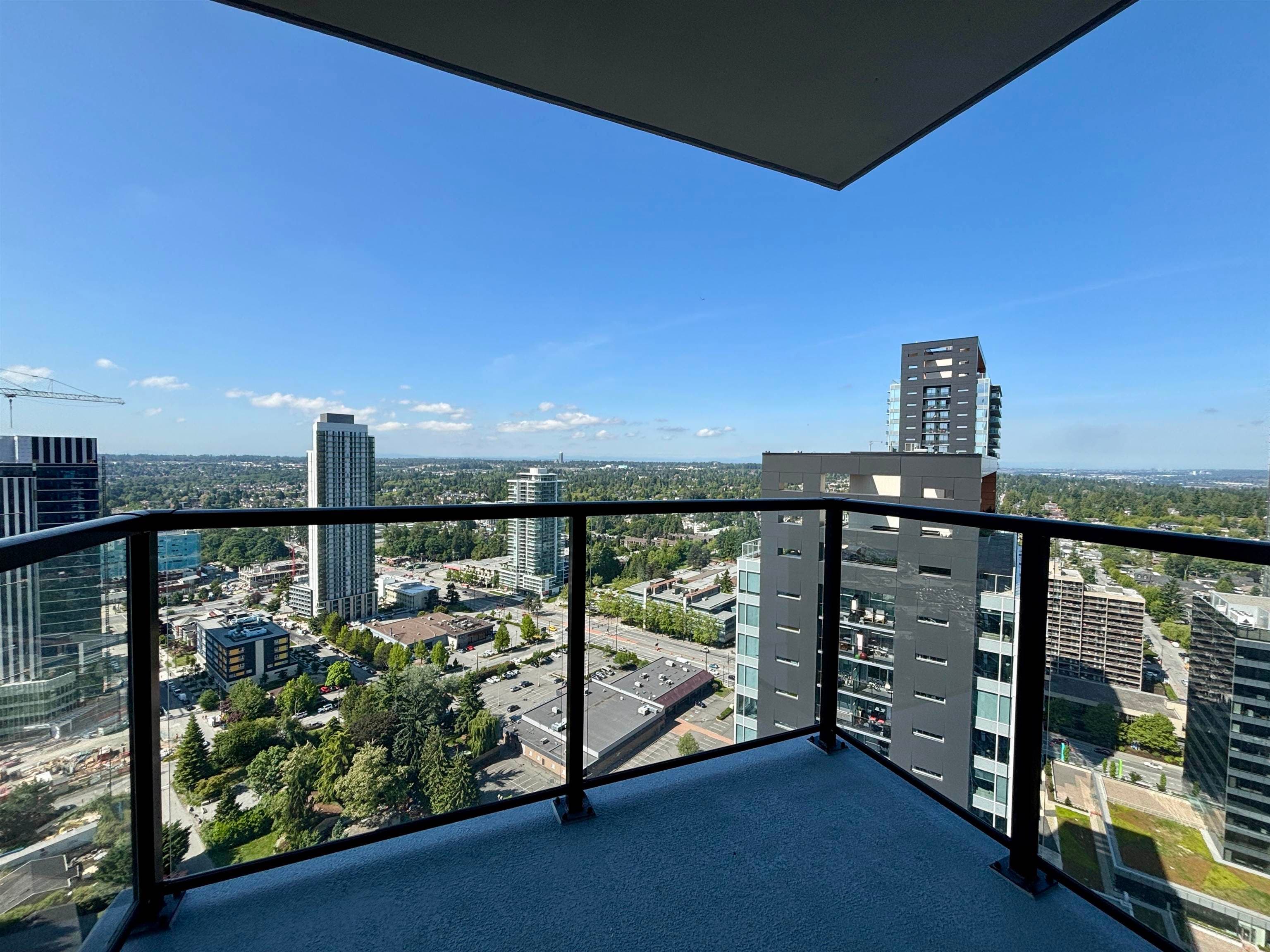 3002 - 13745 George Junction, Surrey, V3T 4Y3 — photo 5
