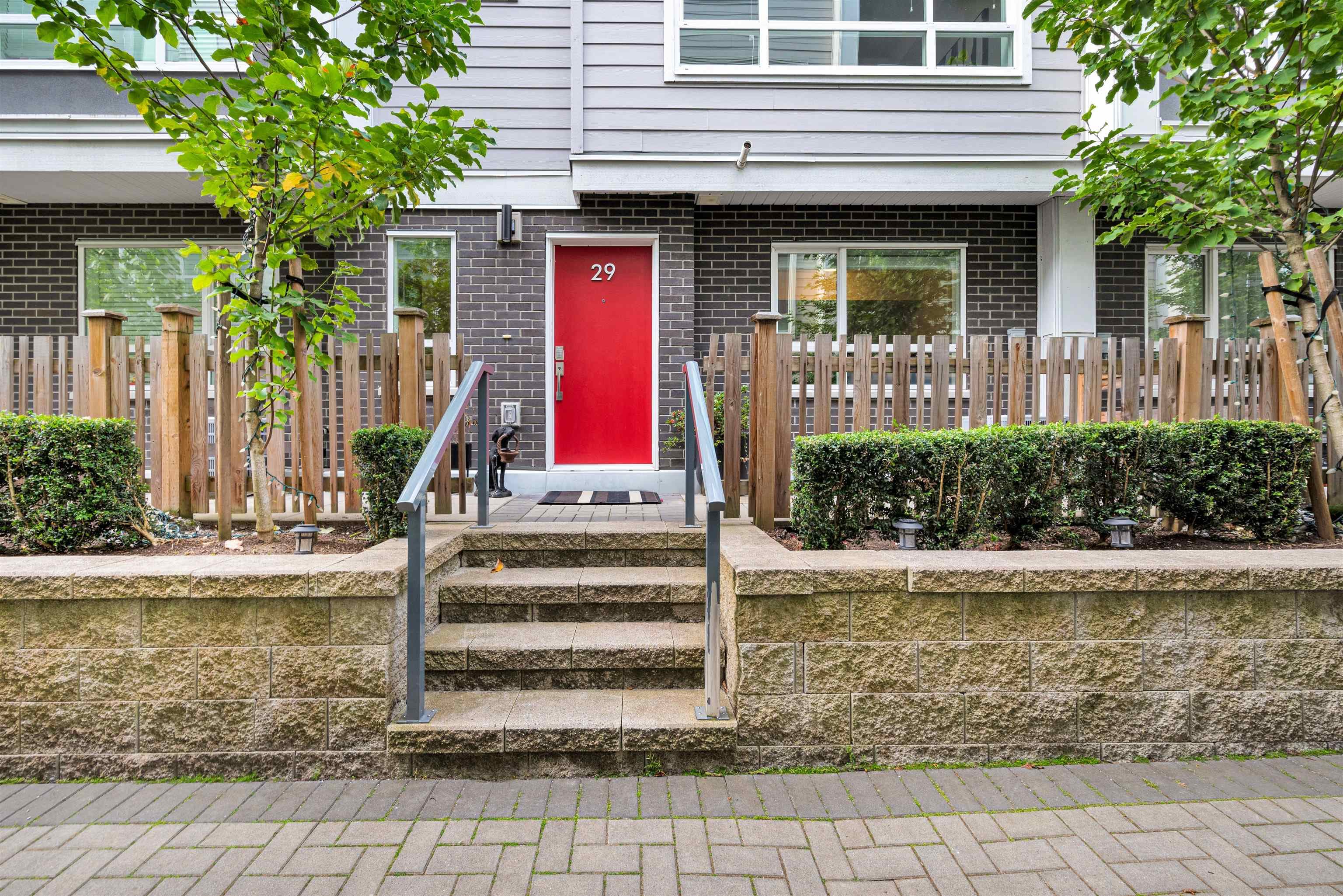 29 - 19628 55a Avenue, Langley, V3A 3X2 — photo 2
