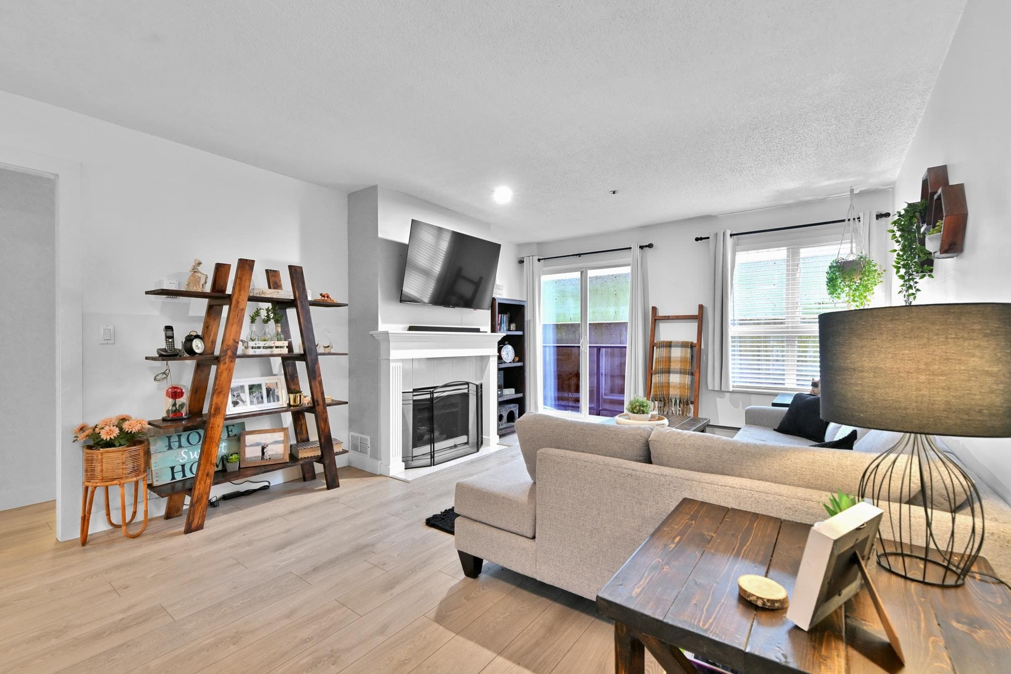 203 - 33165 2 Avenue, Mission, V2V 6T8 — photo 4