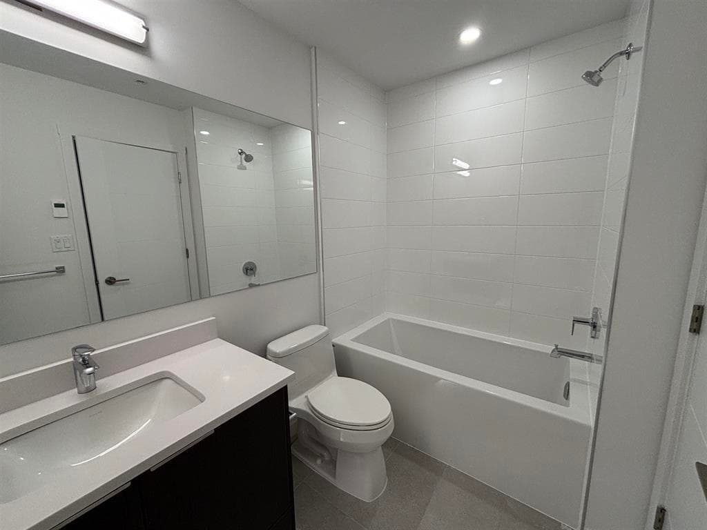 102 - 11641 227 Street, Maple Ridge, V2X 9J6 — photo 4