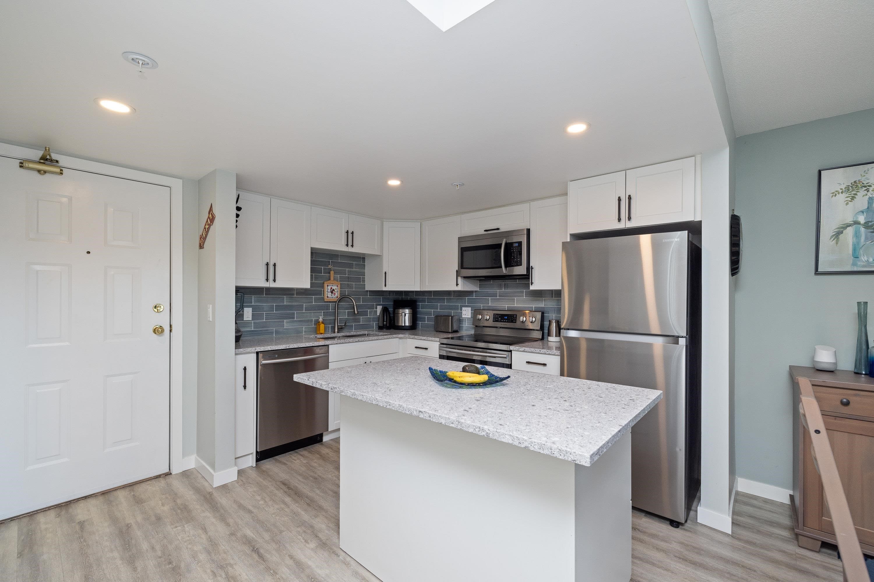 211 - 1519 Grant Avenue, Port Coquitlam, V3B 7S8 — photo 5