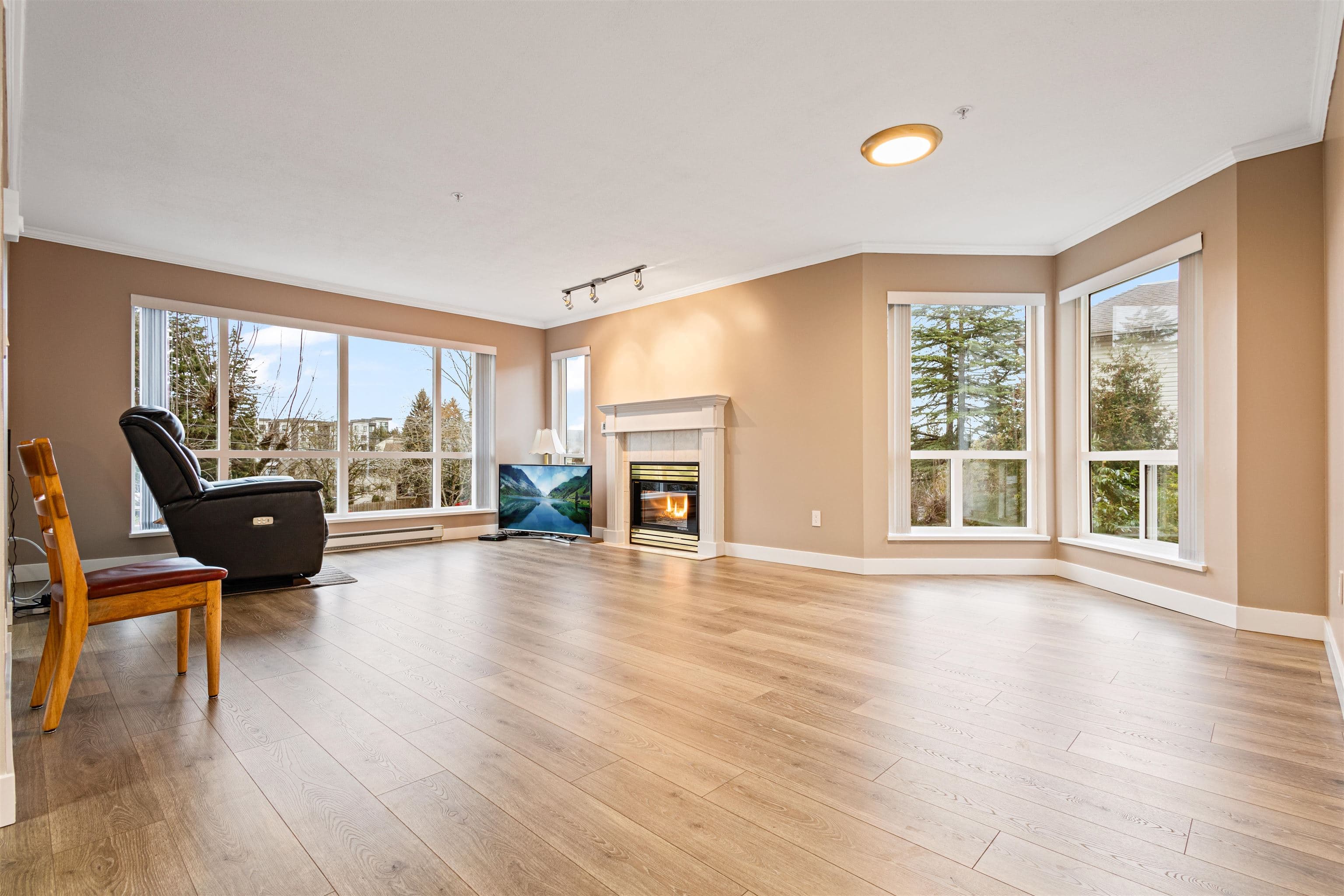 206 - 32120 Mt Waddington Avenue, Abbotsford, V2T 2E8 — photo 4