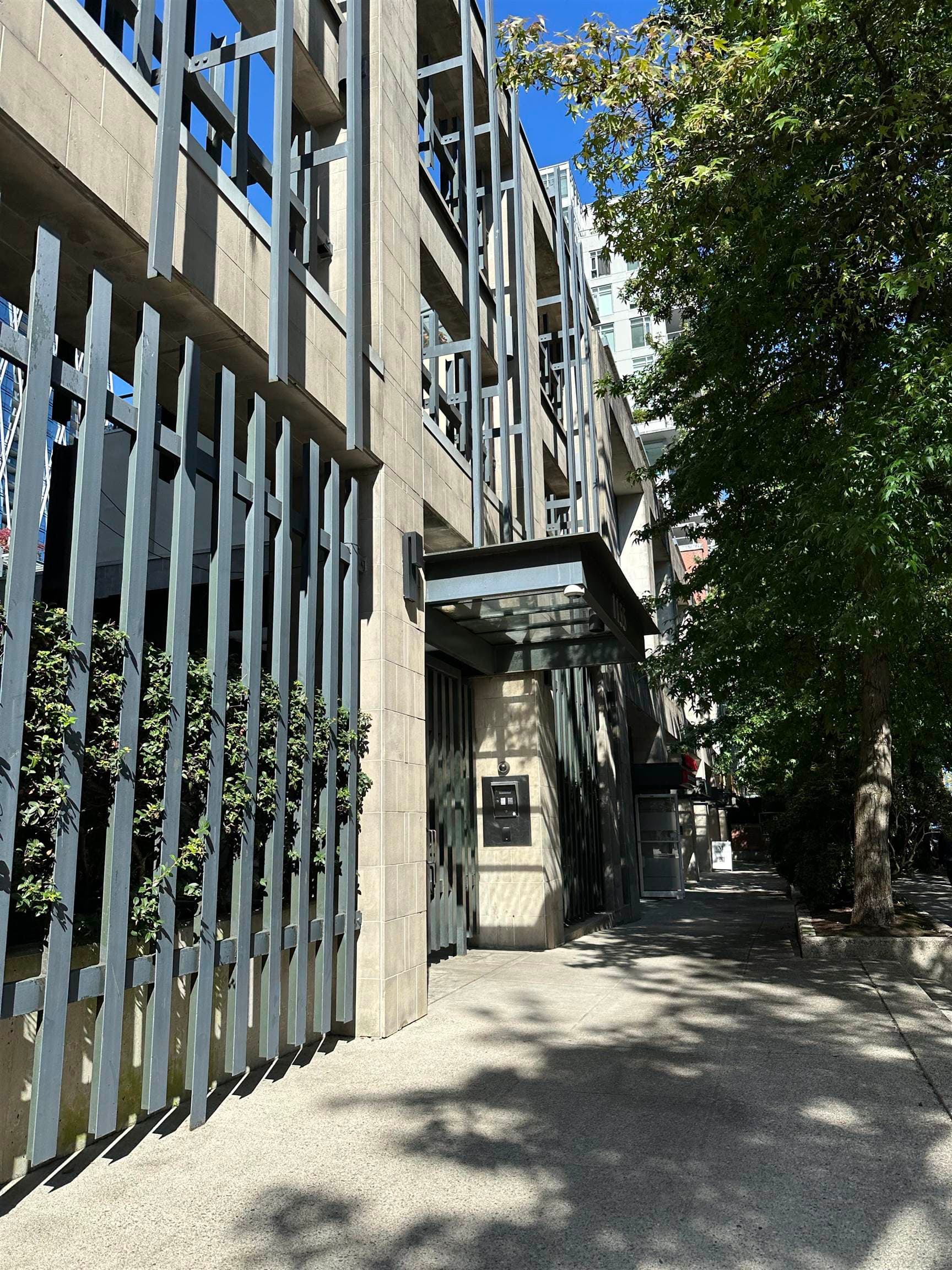 2403 - 1155 Homer Street, Vancouver, V6B 5T5 — photo 5