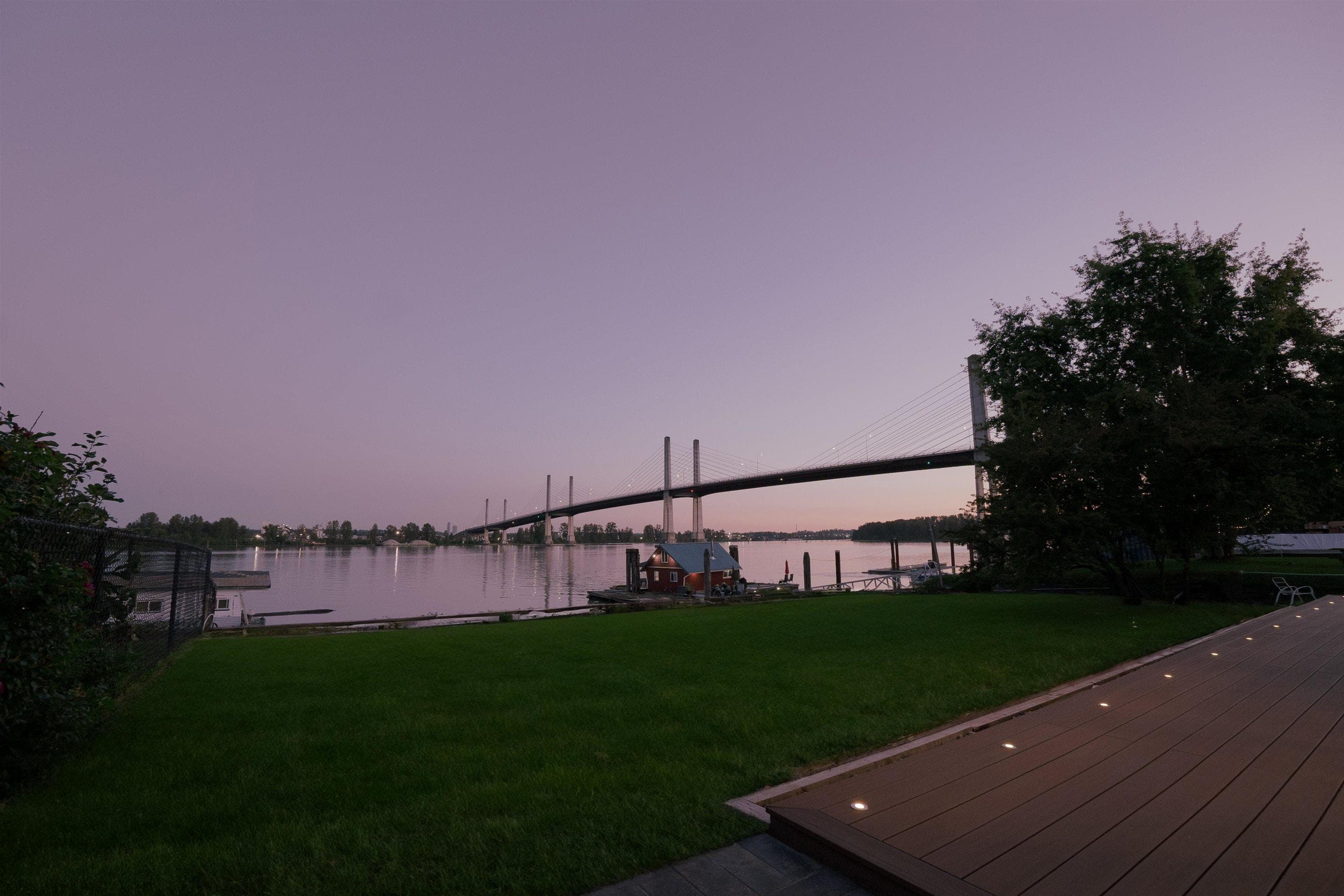 20126 Wharf Street, Maple Ridge