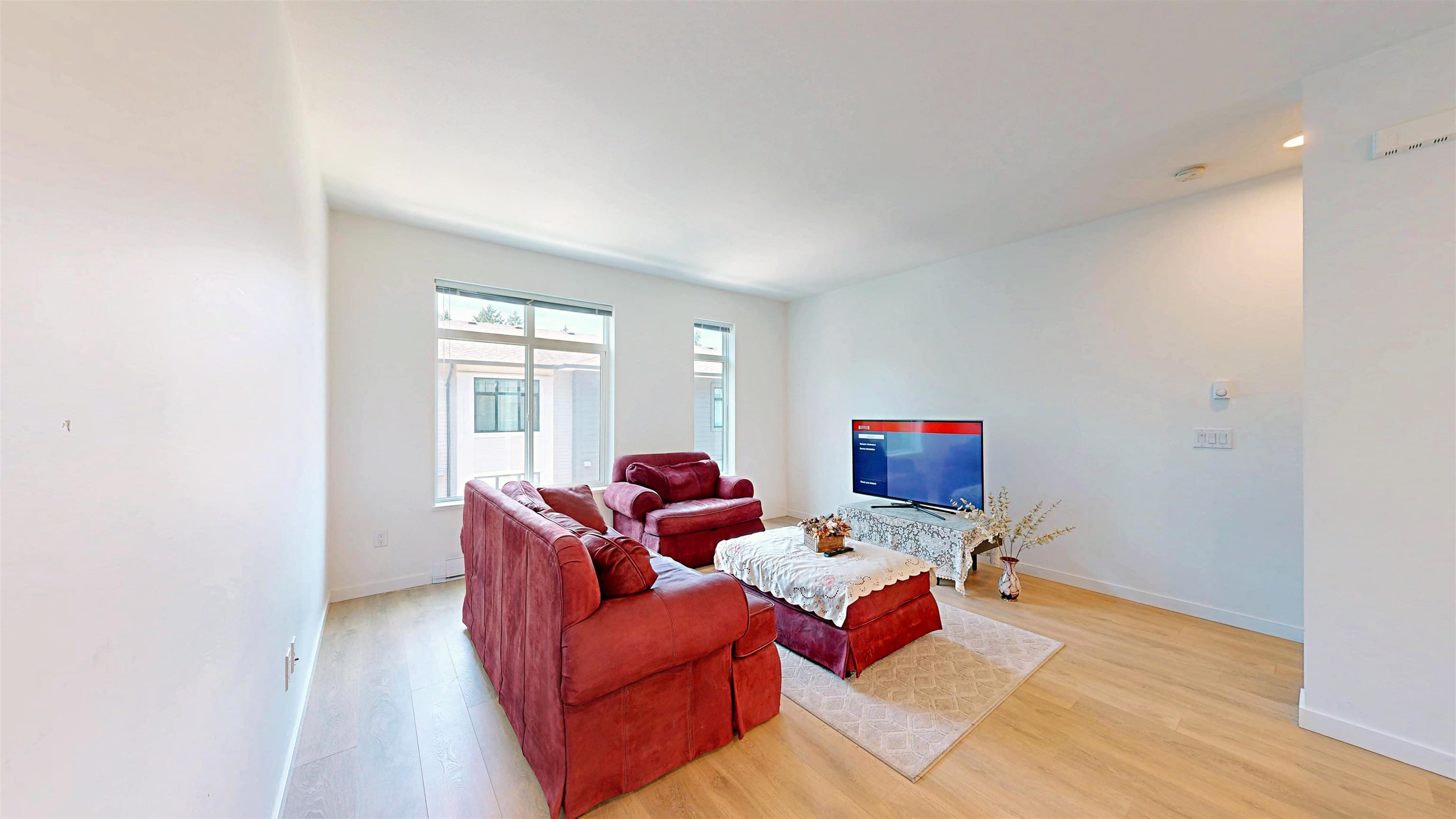 130 - 15235 Sitka Drive, Surrey, V3S 0A9 — photo 3