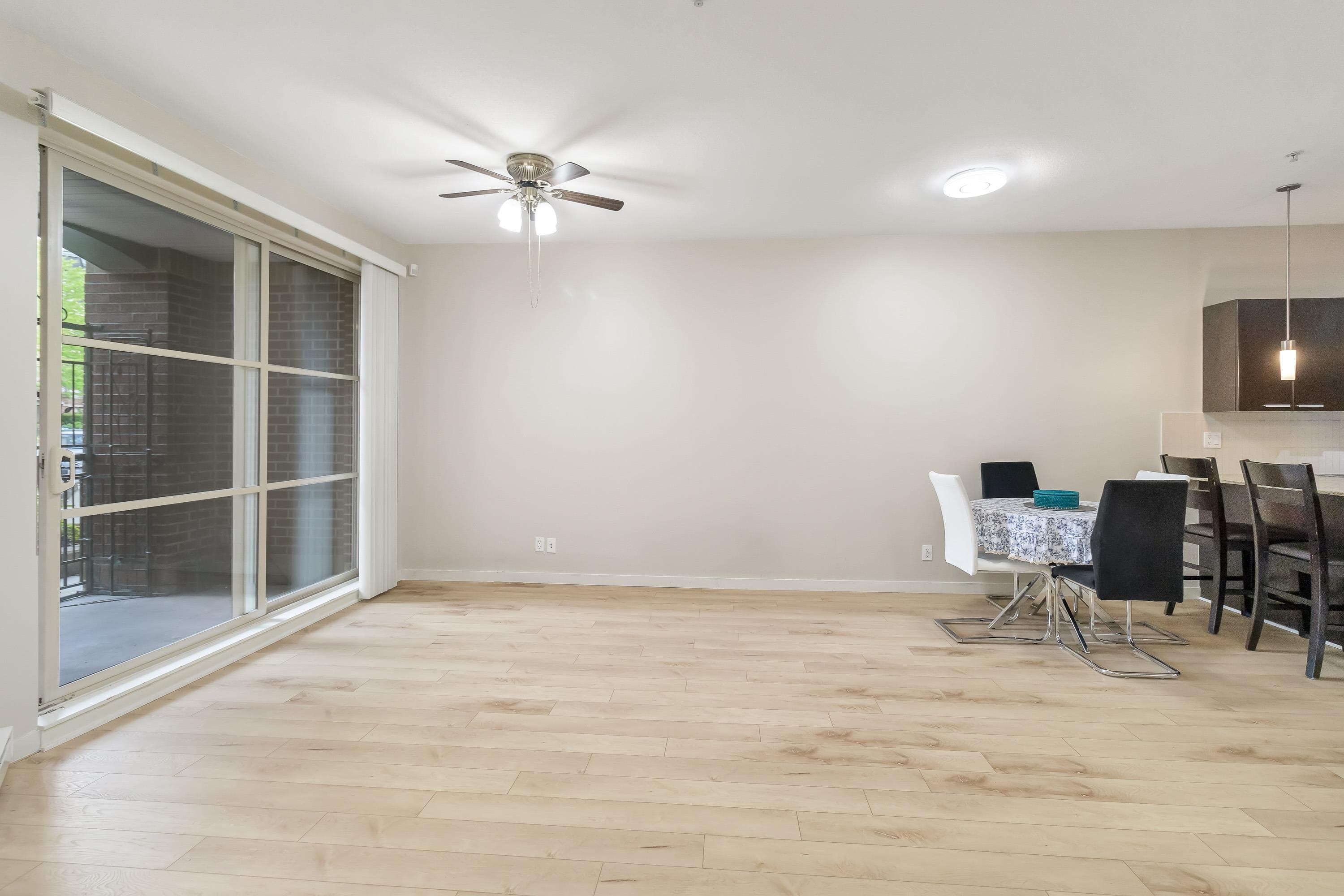 101 - 10455 University Drive, Surrey, V3T 0A5 — photo 5