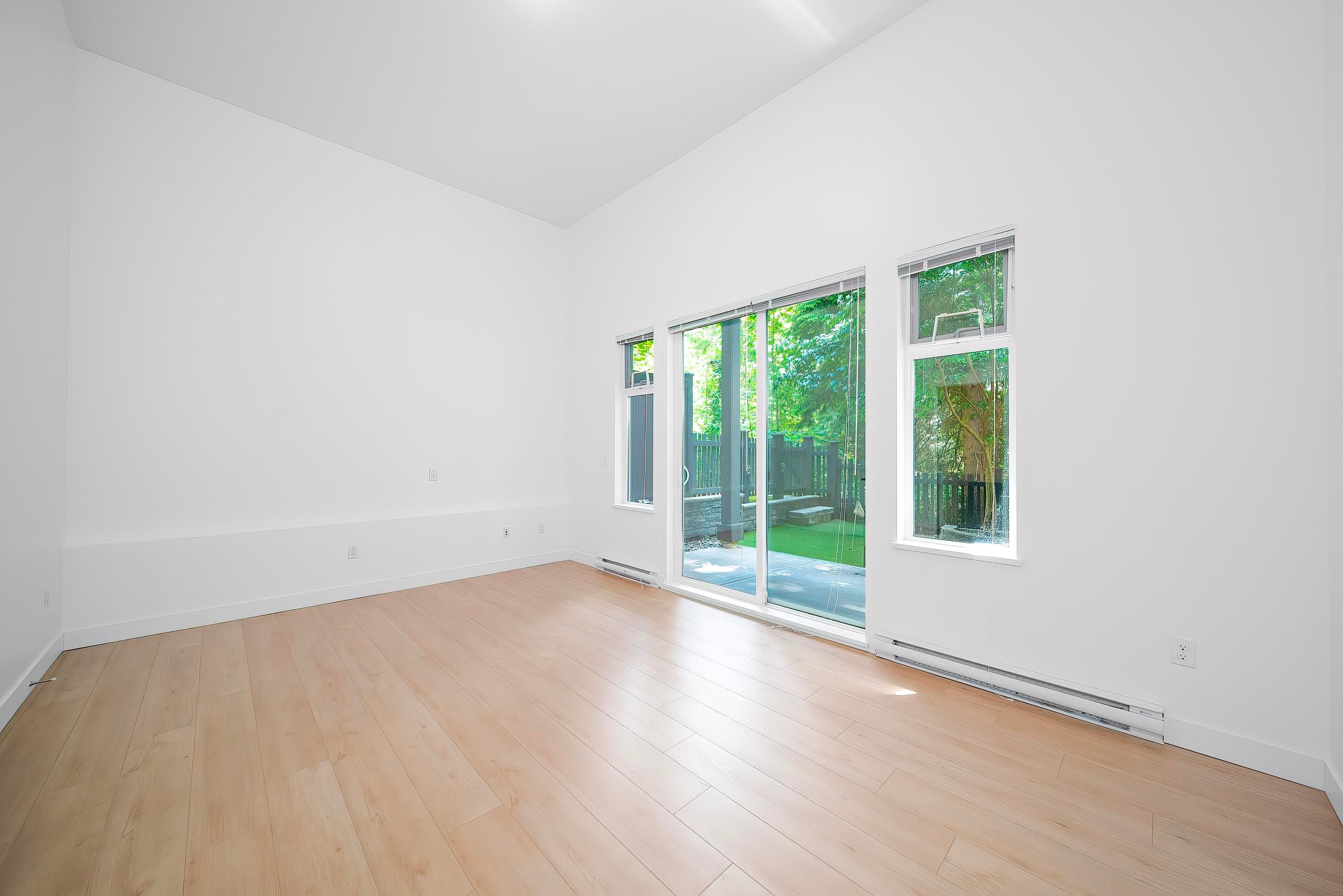 129 - 1480 Southview Street, Coquitlam, V3E 0G5 — photo 4