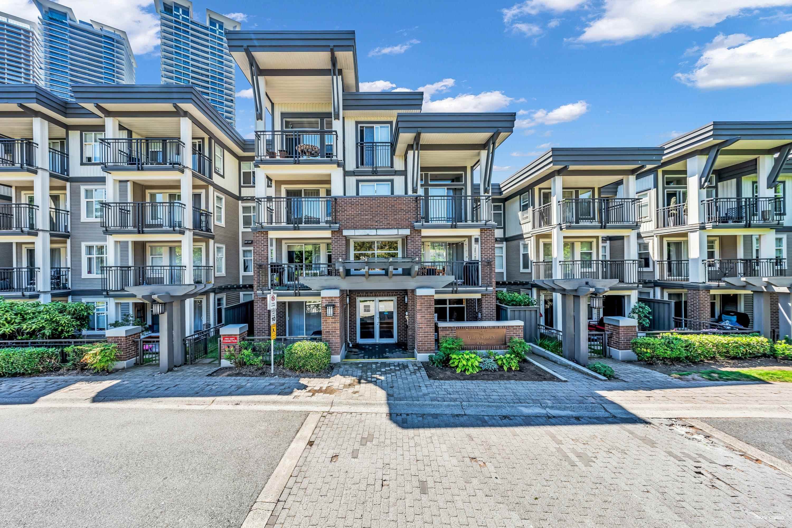 104 - 4728 Brentwood Drive, Burnaby, V5C 0G2 — photo 1