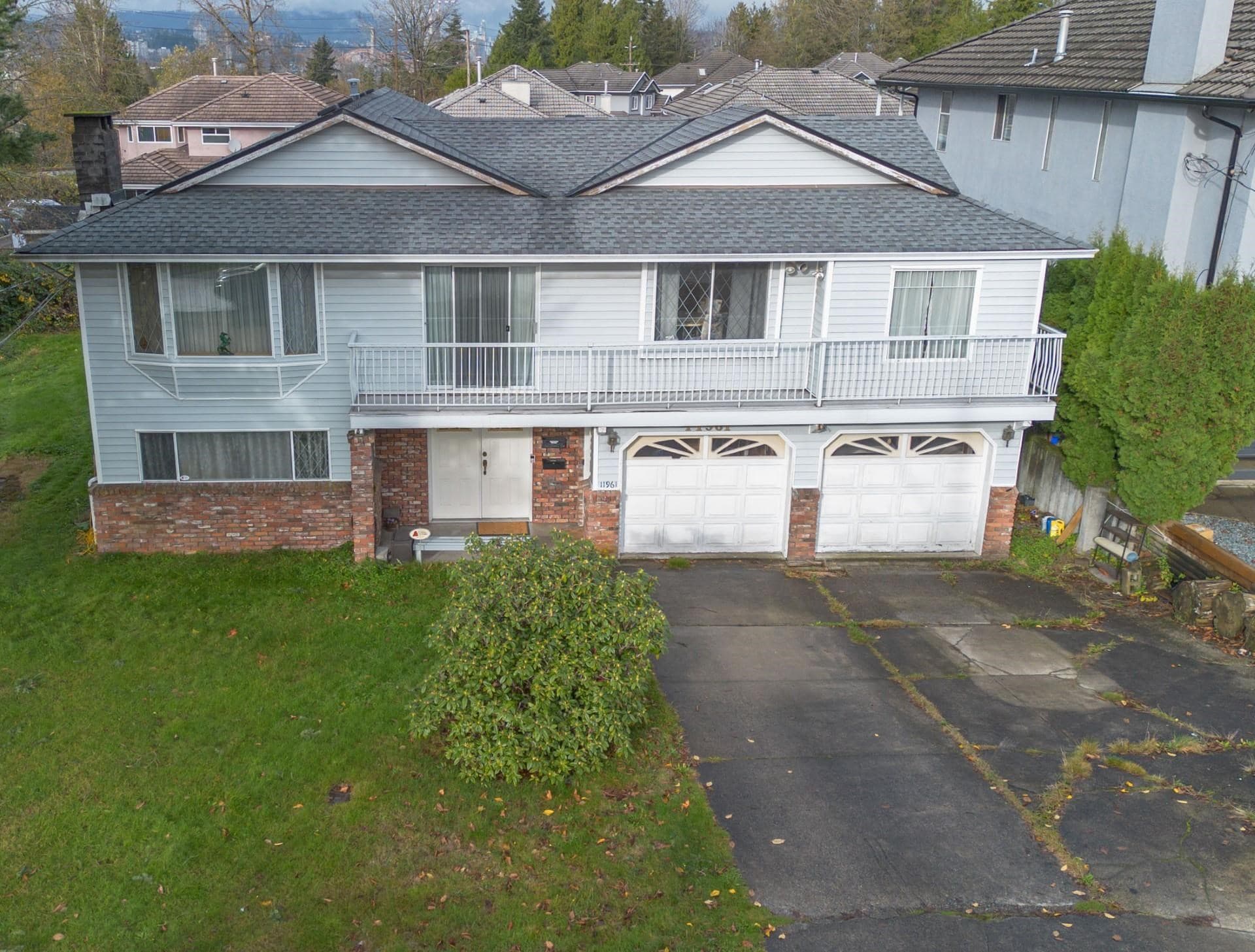 11961 97a Avenue, Surrey, V3V 2G9 — photo 3