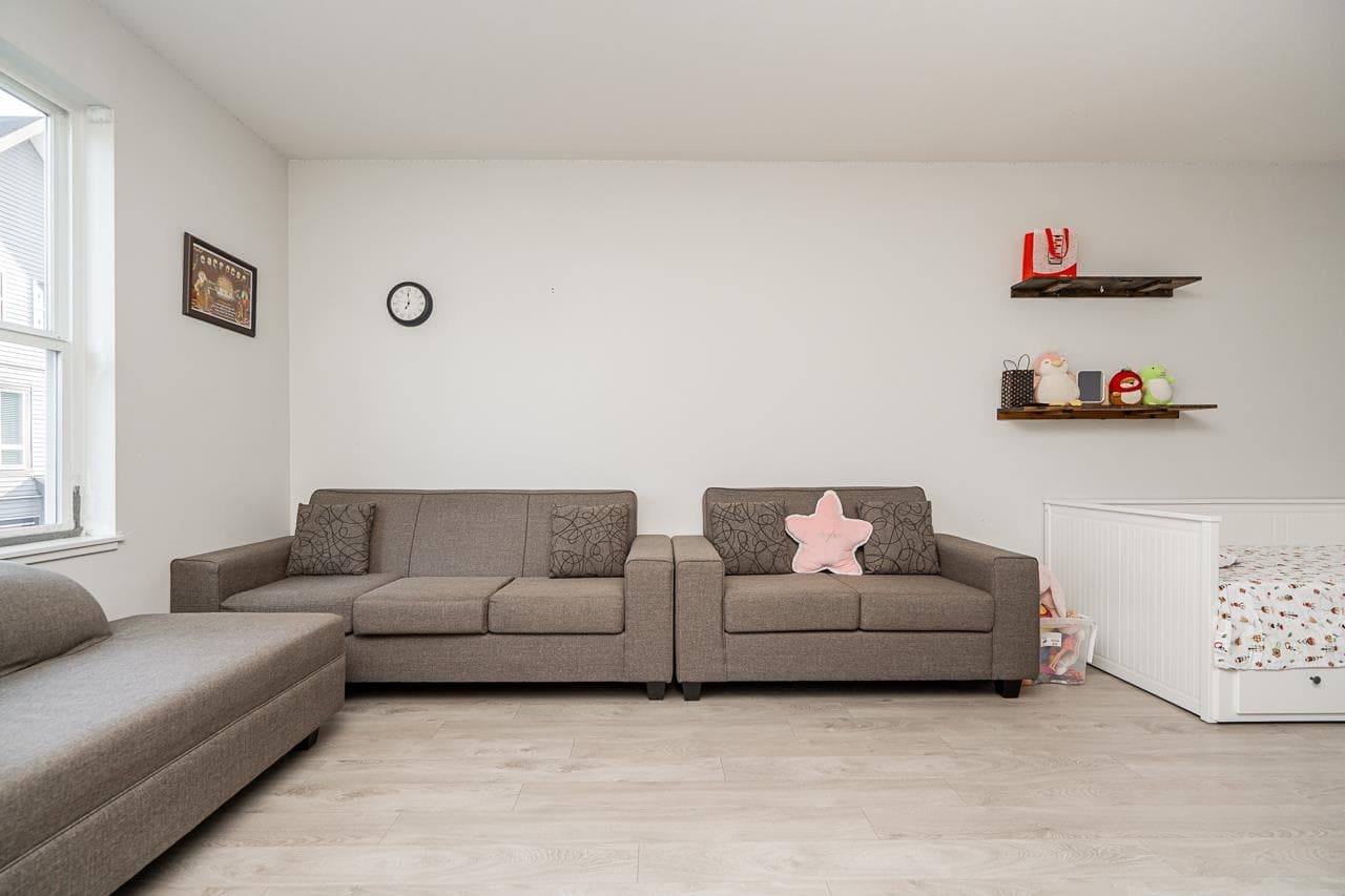79 - 14555 68 Avenue, Surrey, V3S 2A8 — photo 3
