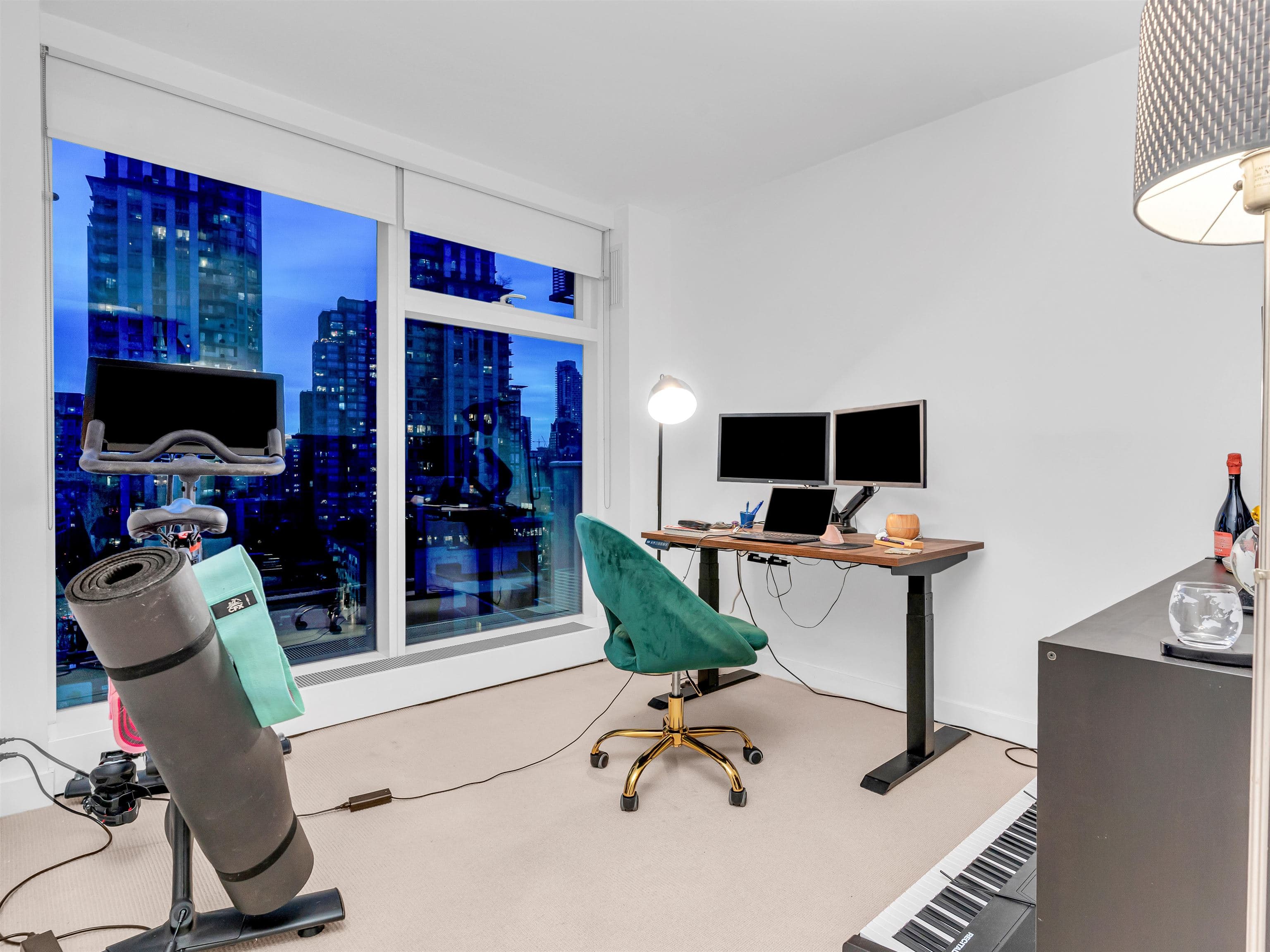 1001 - 777 Richards Street, Vancouver, V6B 0M6 — photo 2