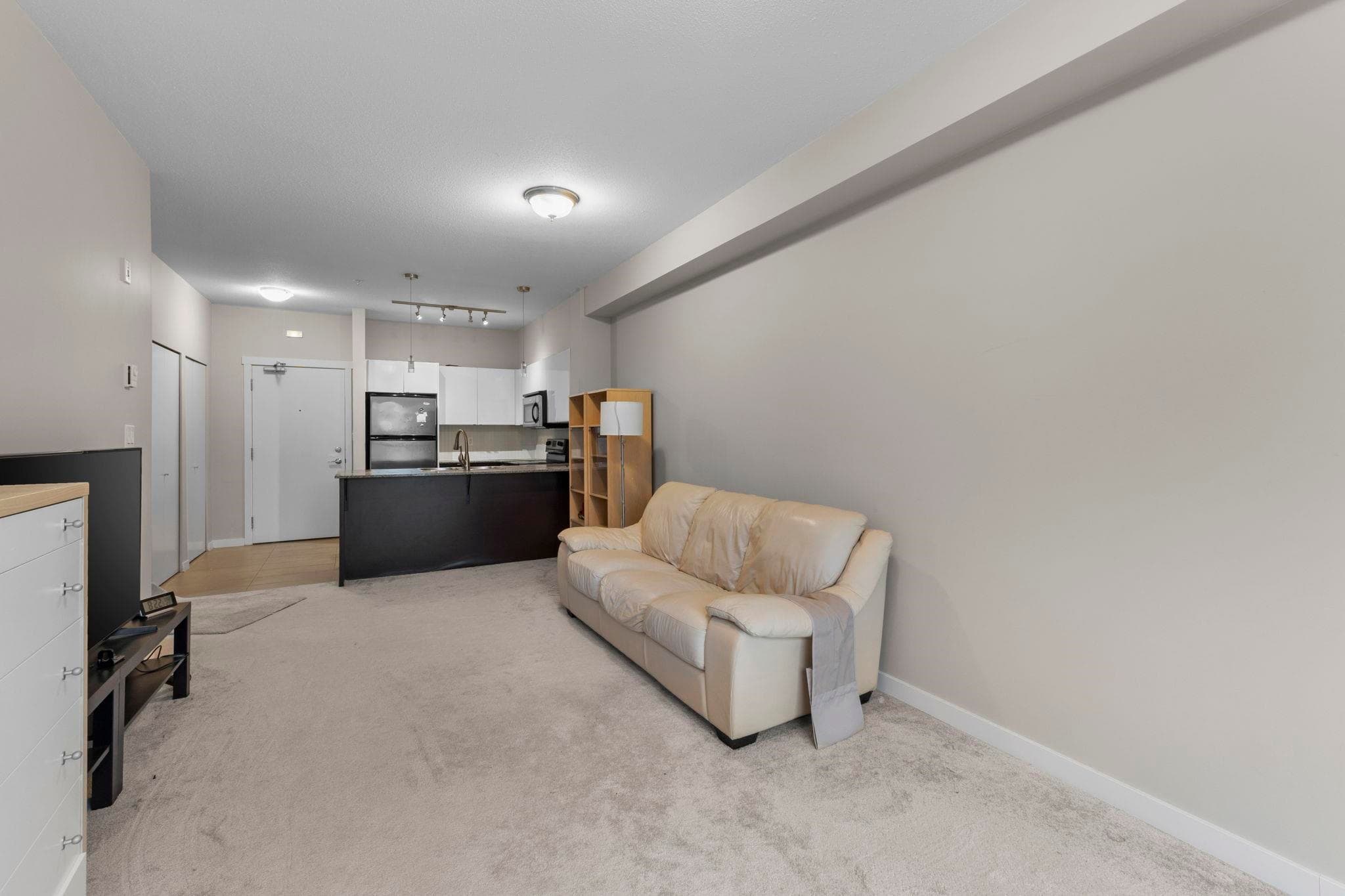425 - 13733 107a Avenue, Surrey, V3T 0B7 — photo 4